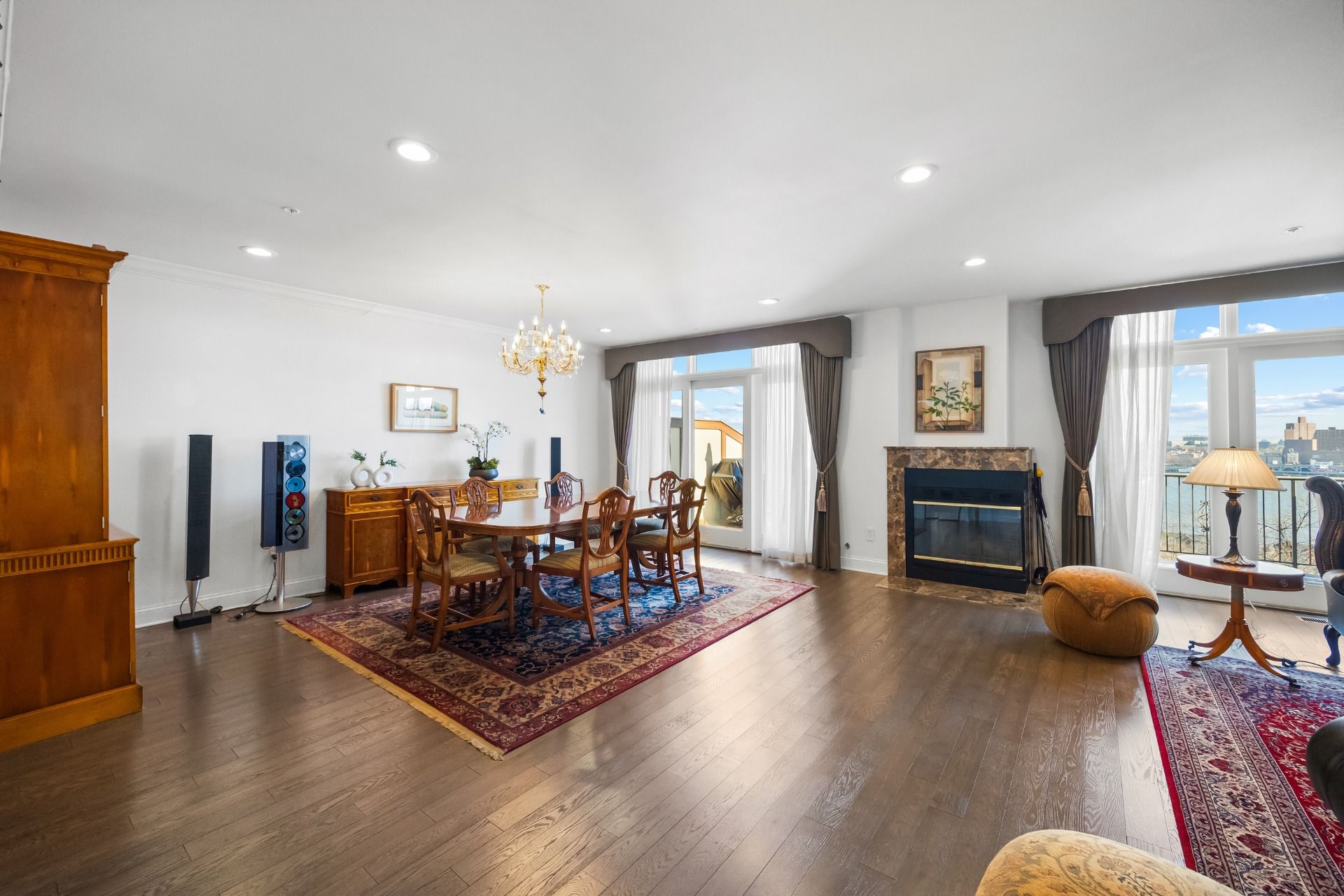 29 E Victoria Place 