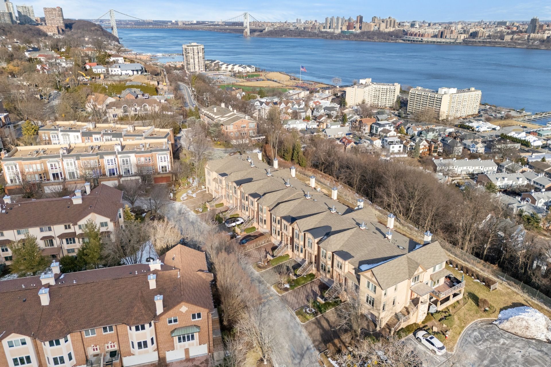 29 E Victoria Place 