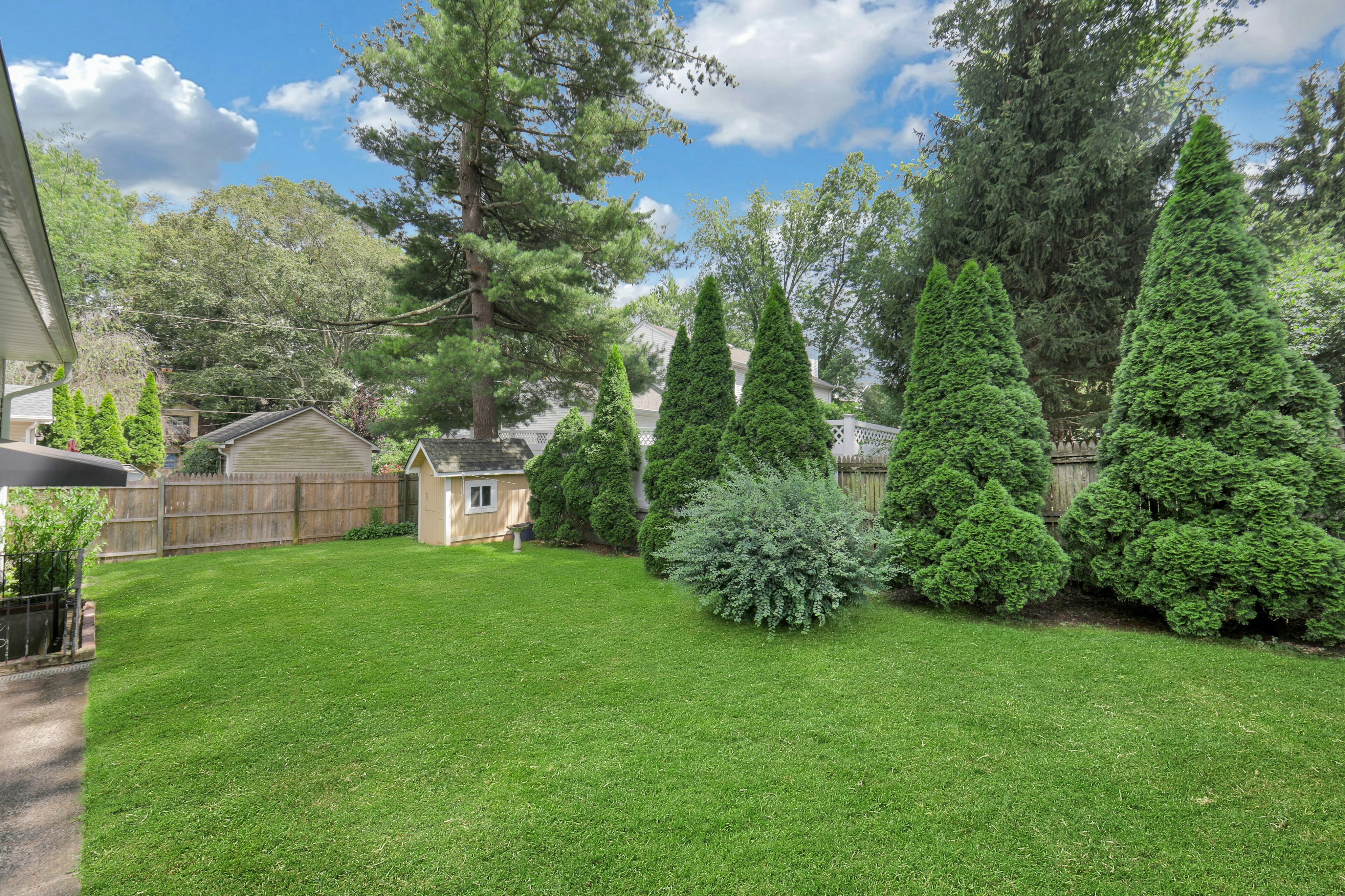 31 Hardenburgh Avenue 