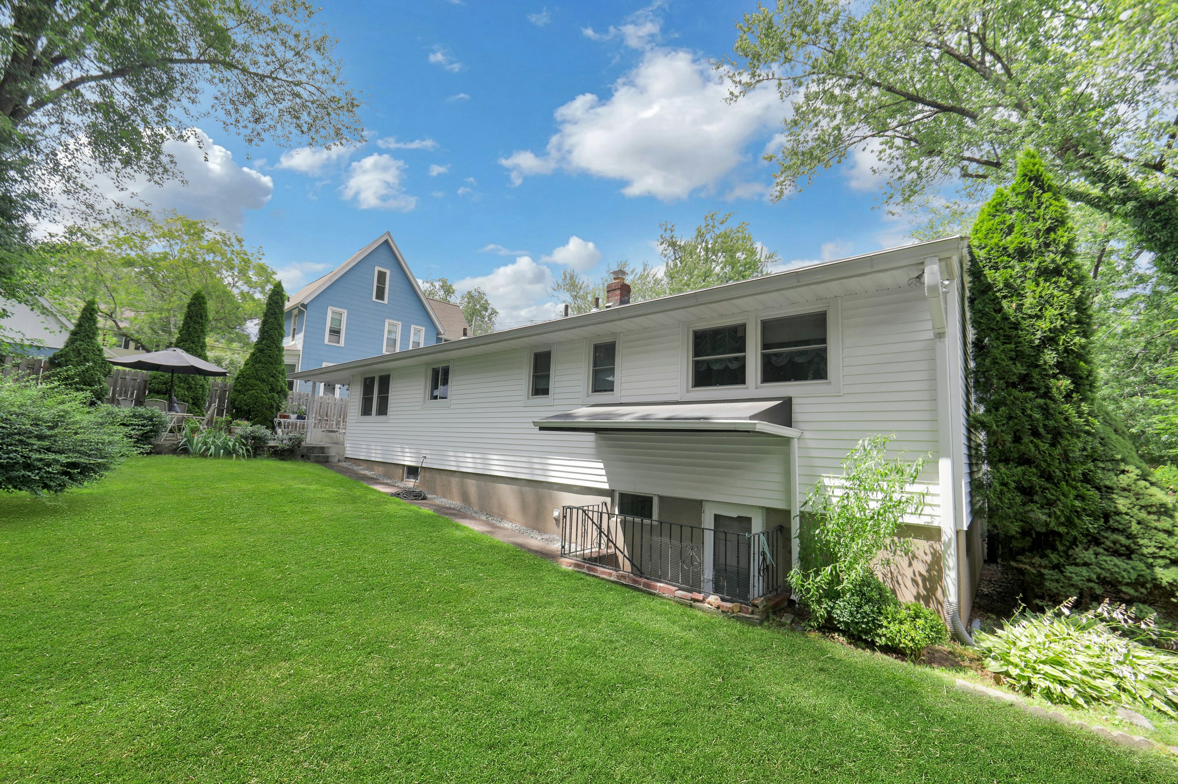 31 Hardenburgh Avenue 