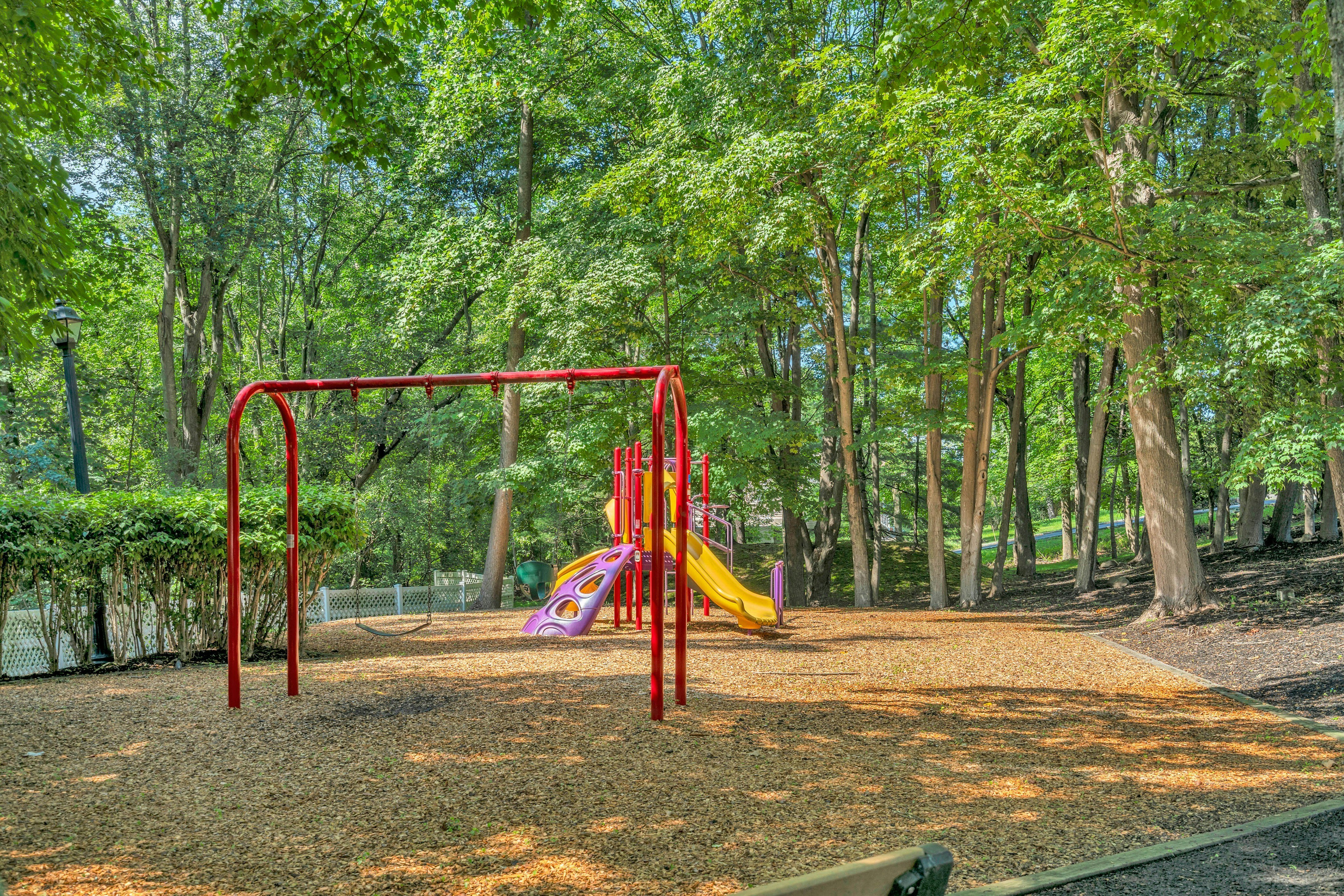 1135 Hyde Park Court 