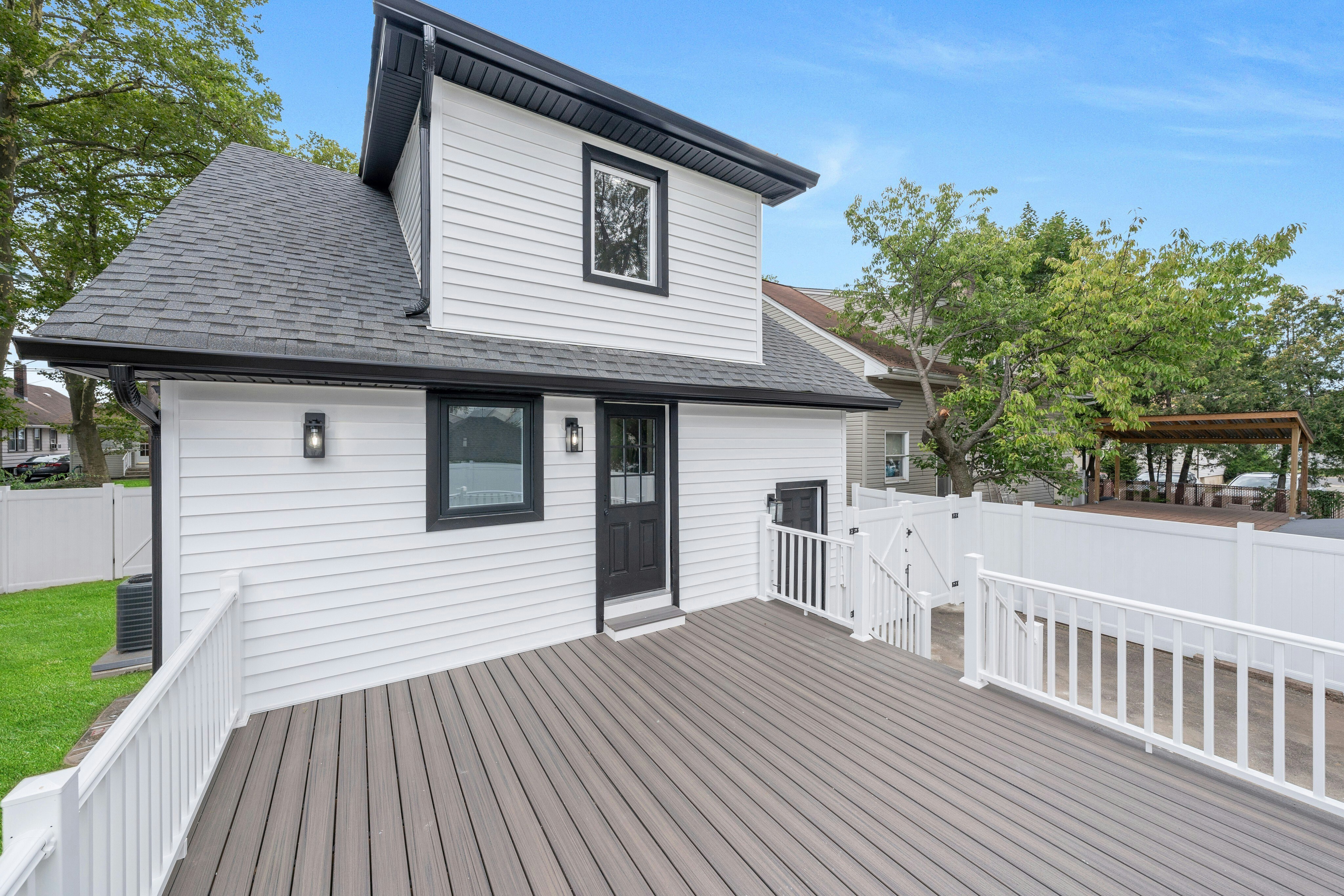 13-35 4th Street 