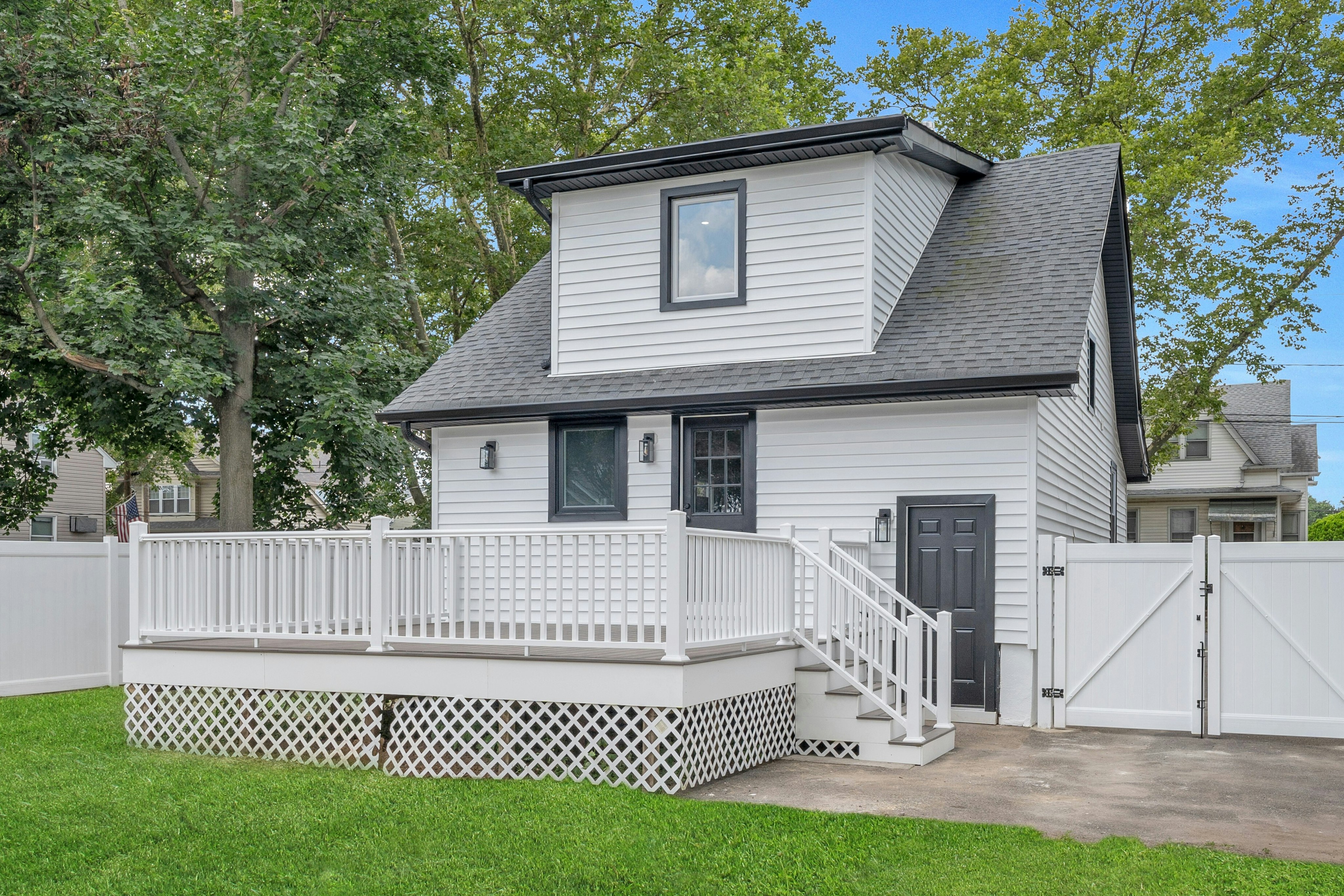 13-35 4th Street 