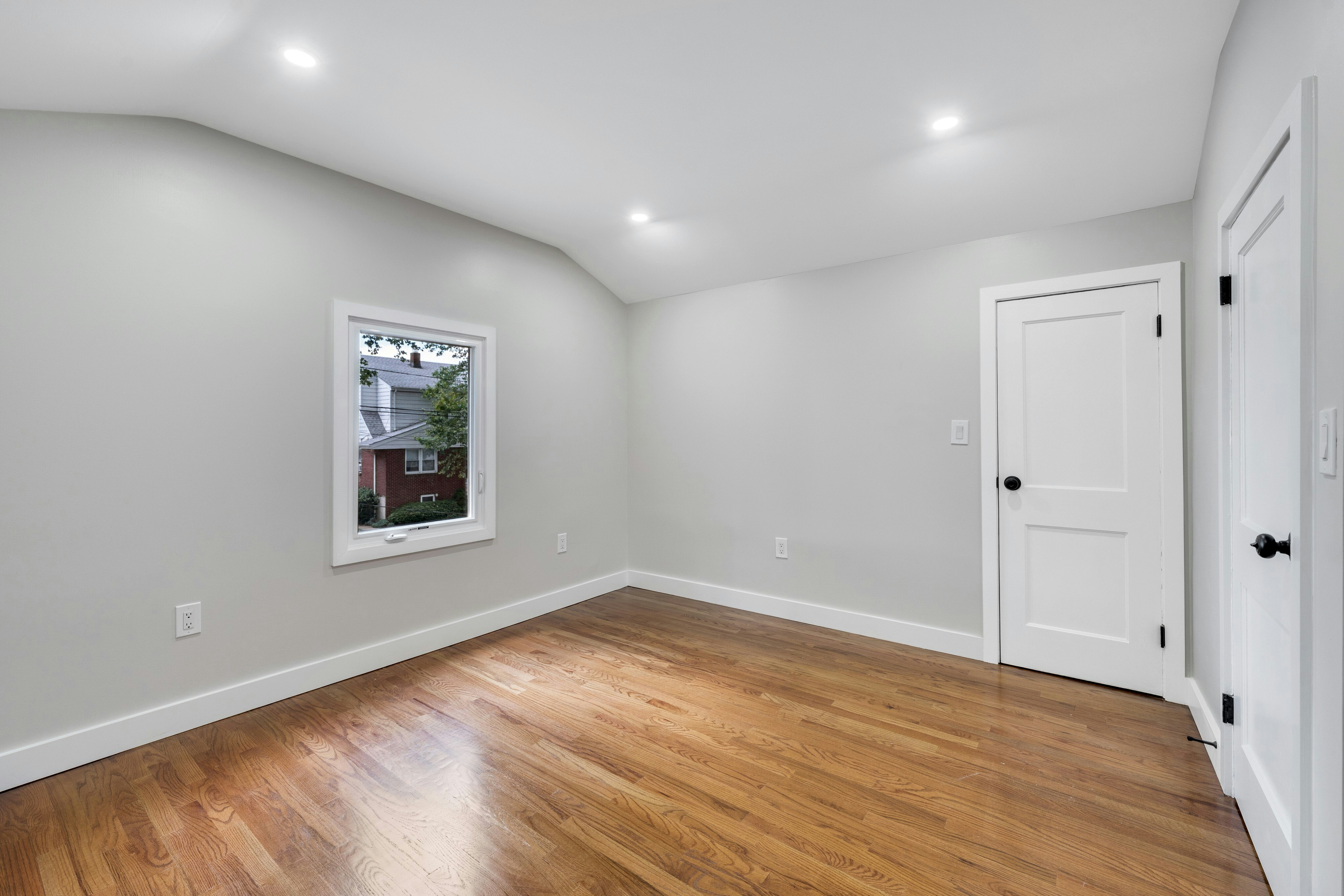 13-35 4th Street 