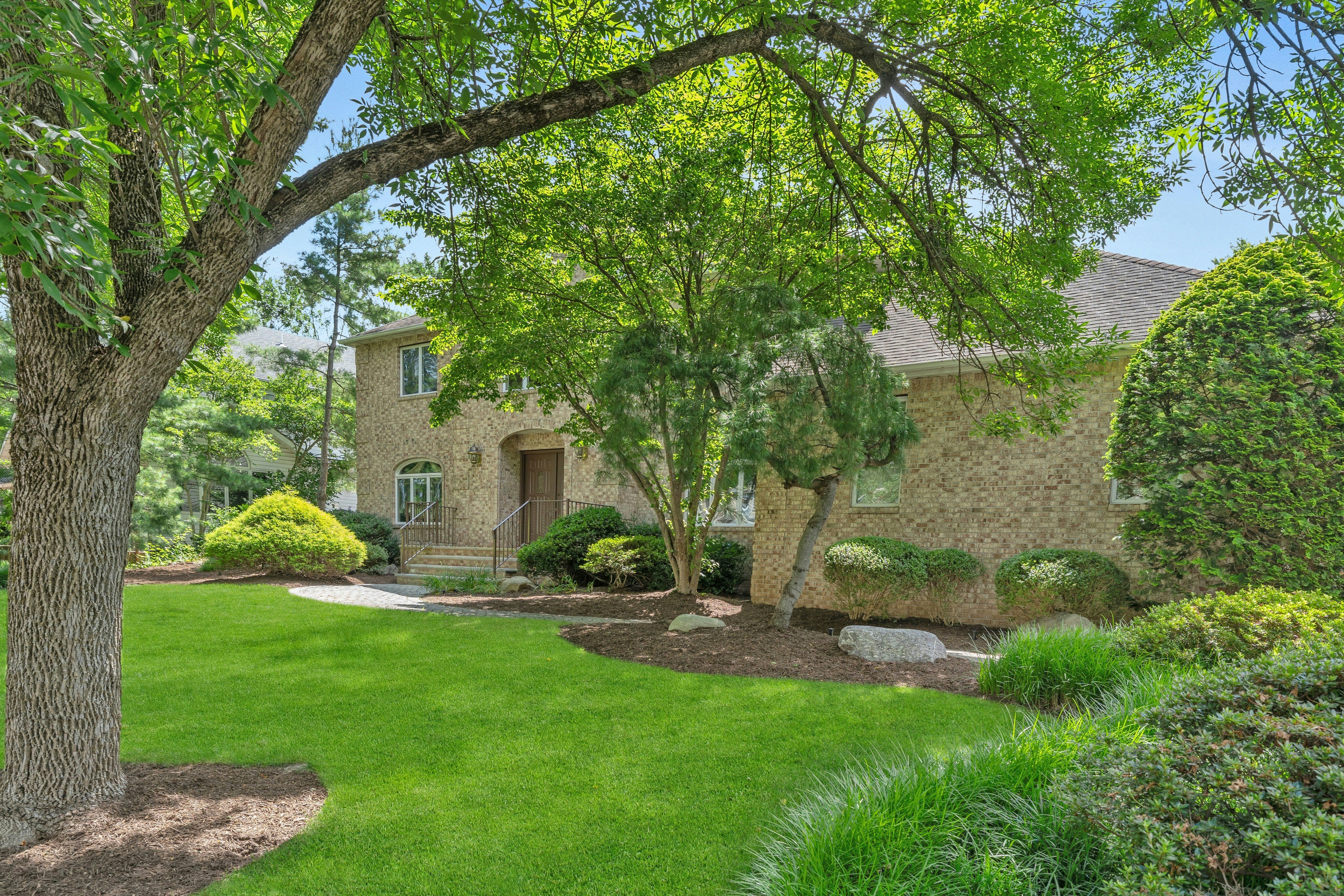 206 Paul Court 