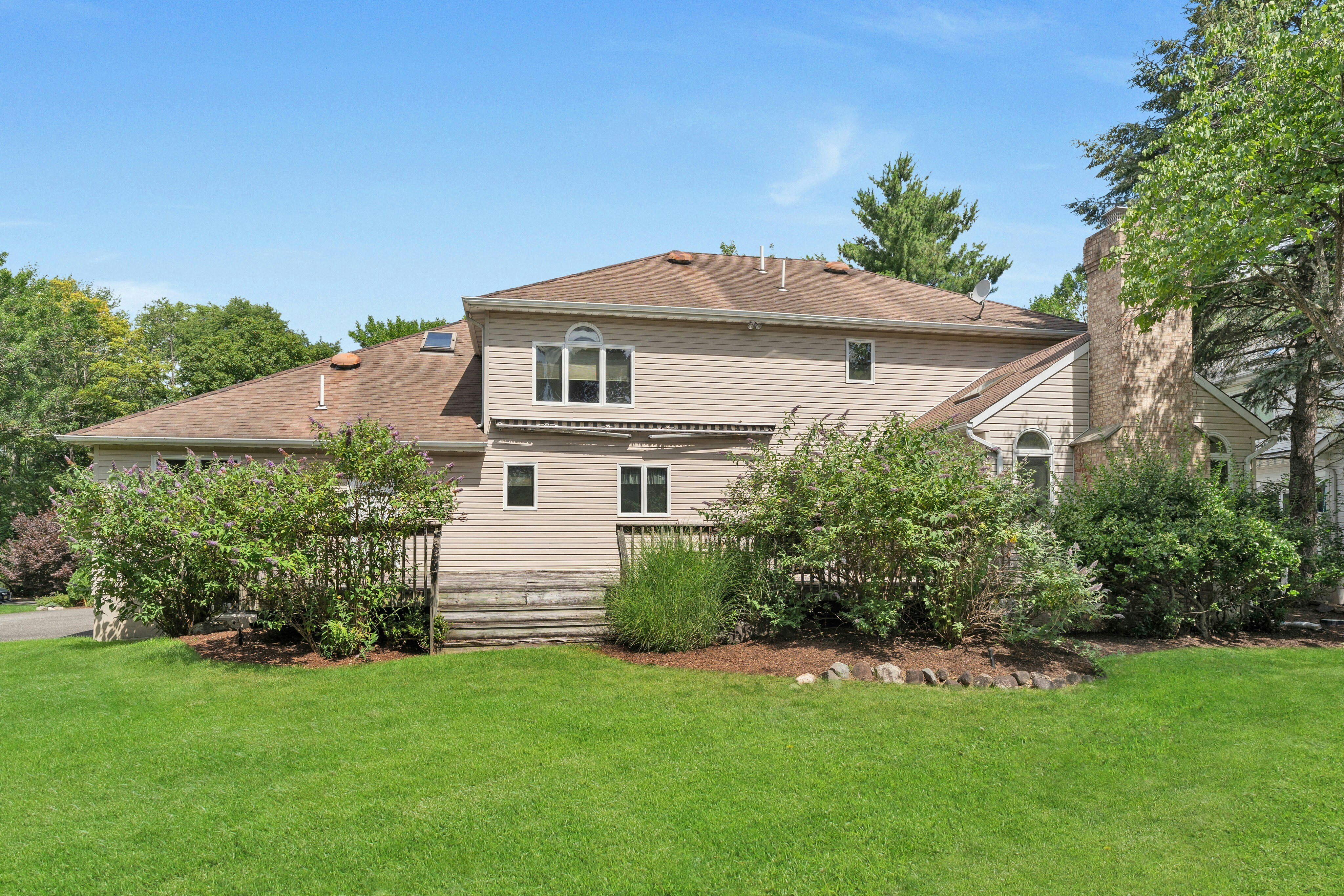 206 Paul Court 