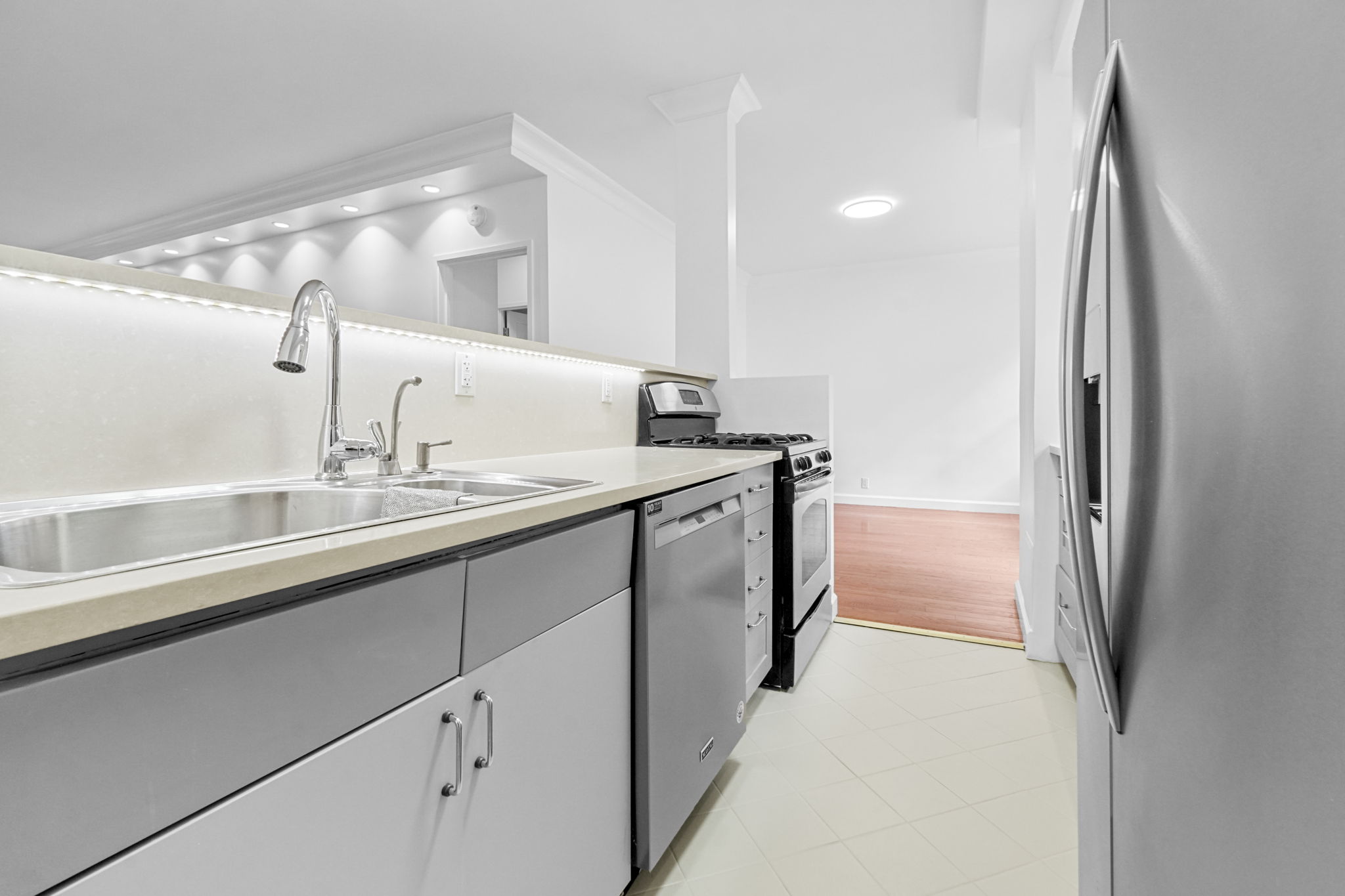 58 West 58th Street #3C 