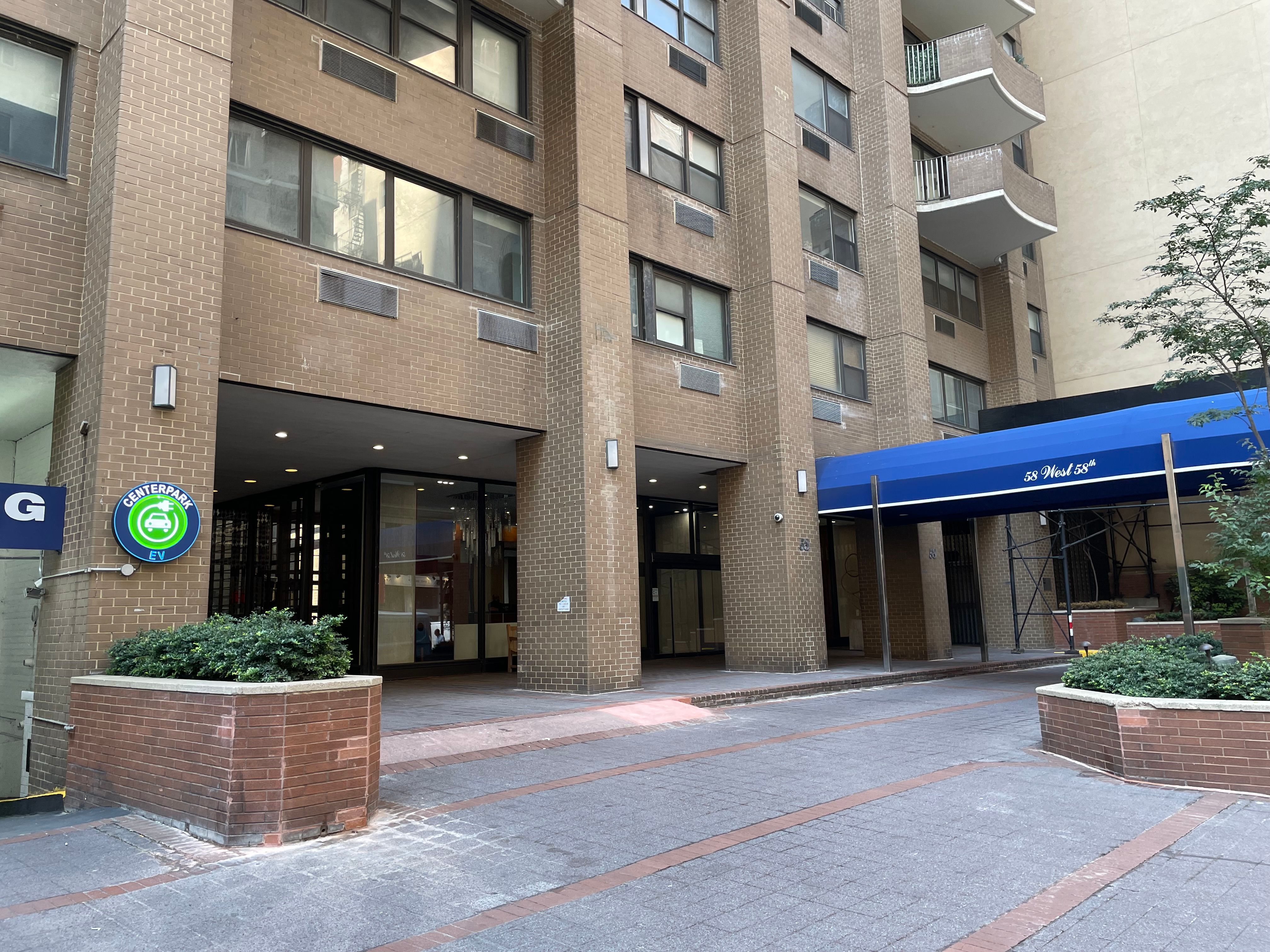 58 West 58th Street #3C 