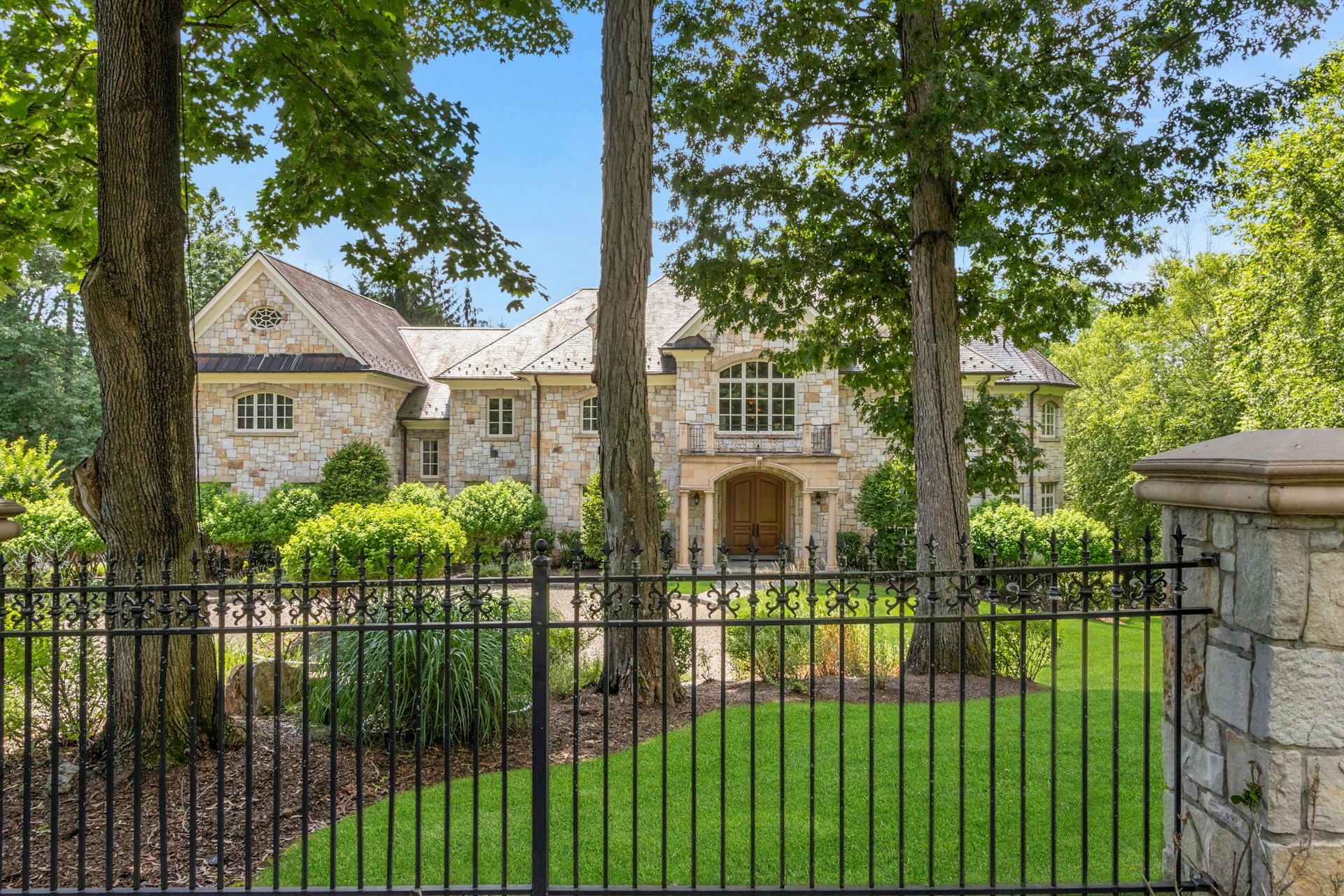 27 Marie Major Dr 