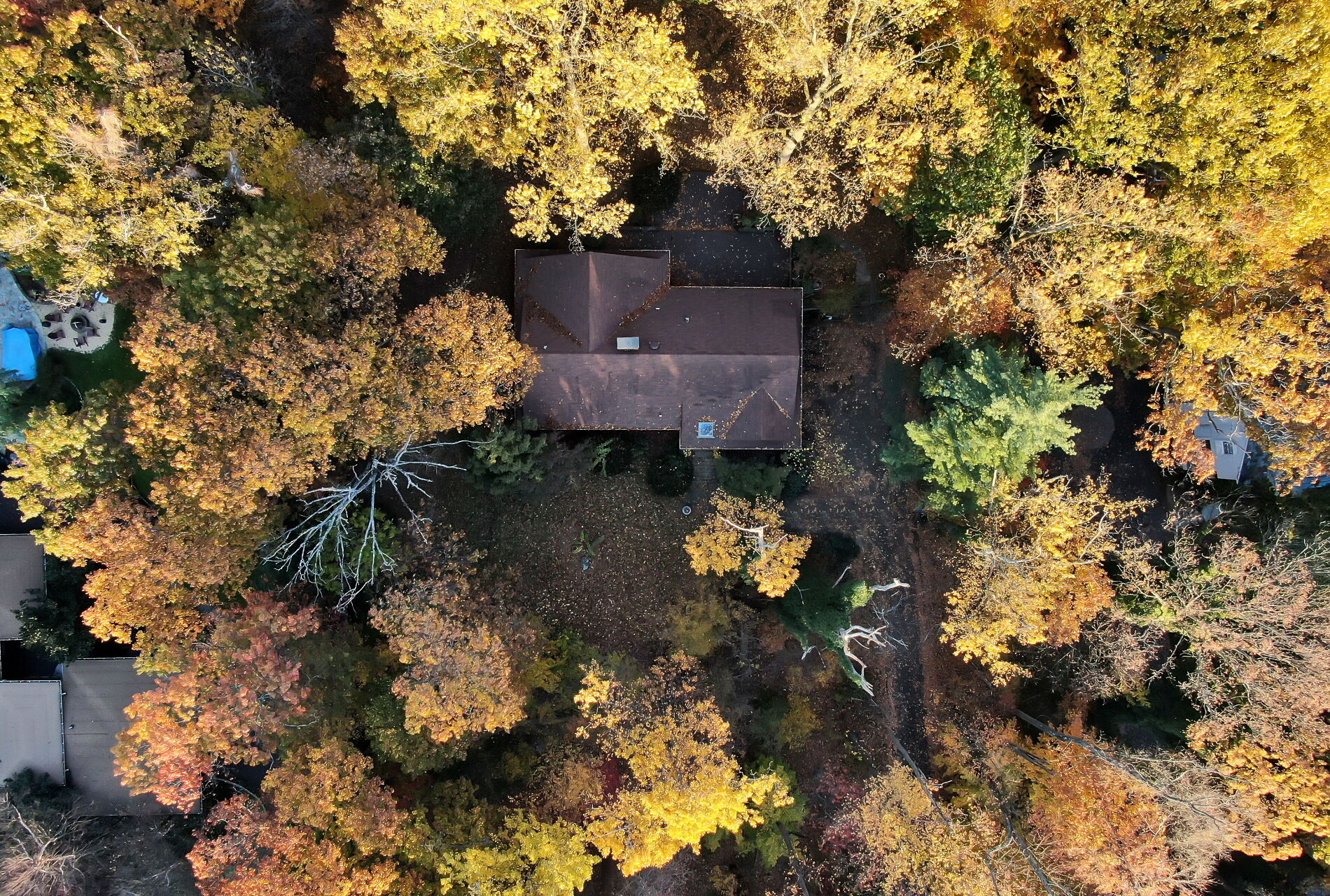 44 Robin Ln 