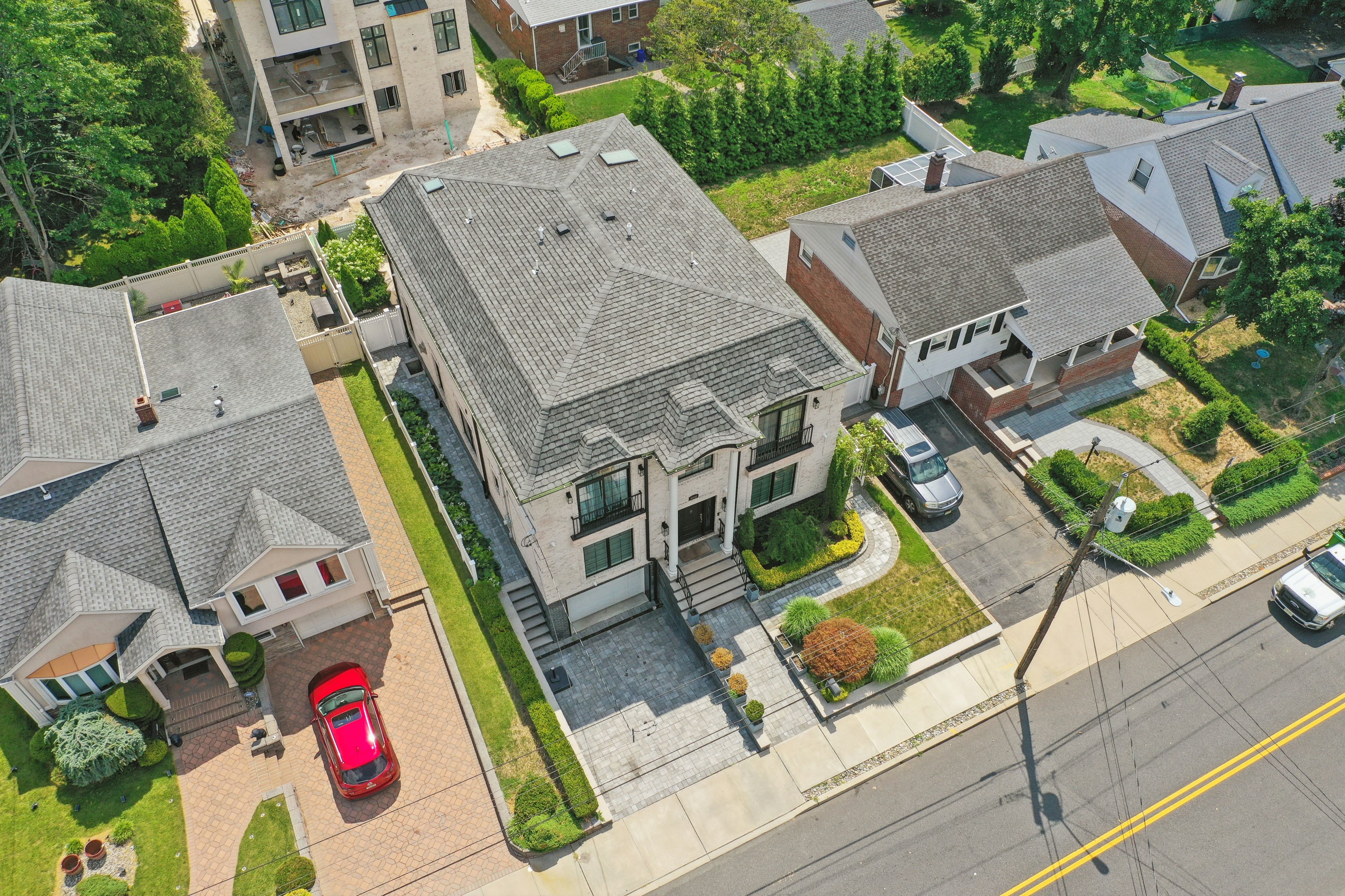 1060 Glen Road 