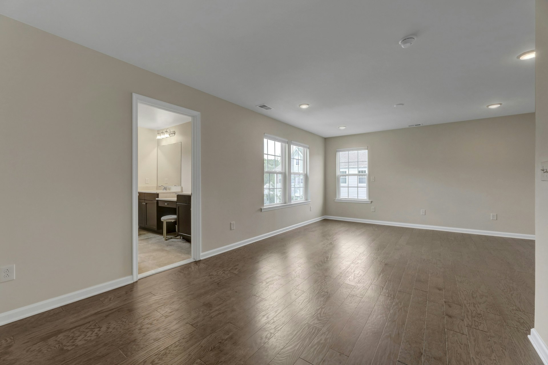 704 Cottonwood Unit# 704