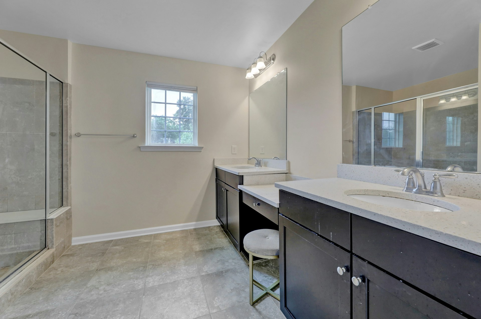 704 Cottonwood Unit# 704