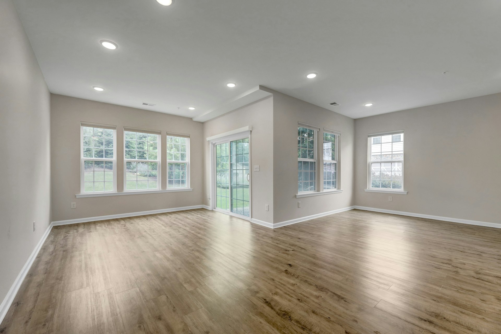 704 Cottonwood Unit# 704