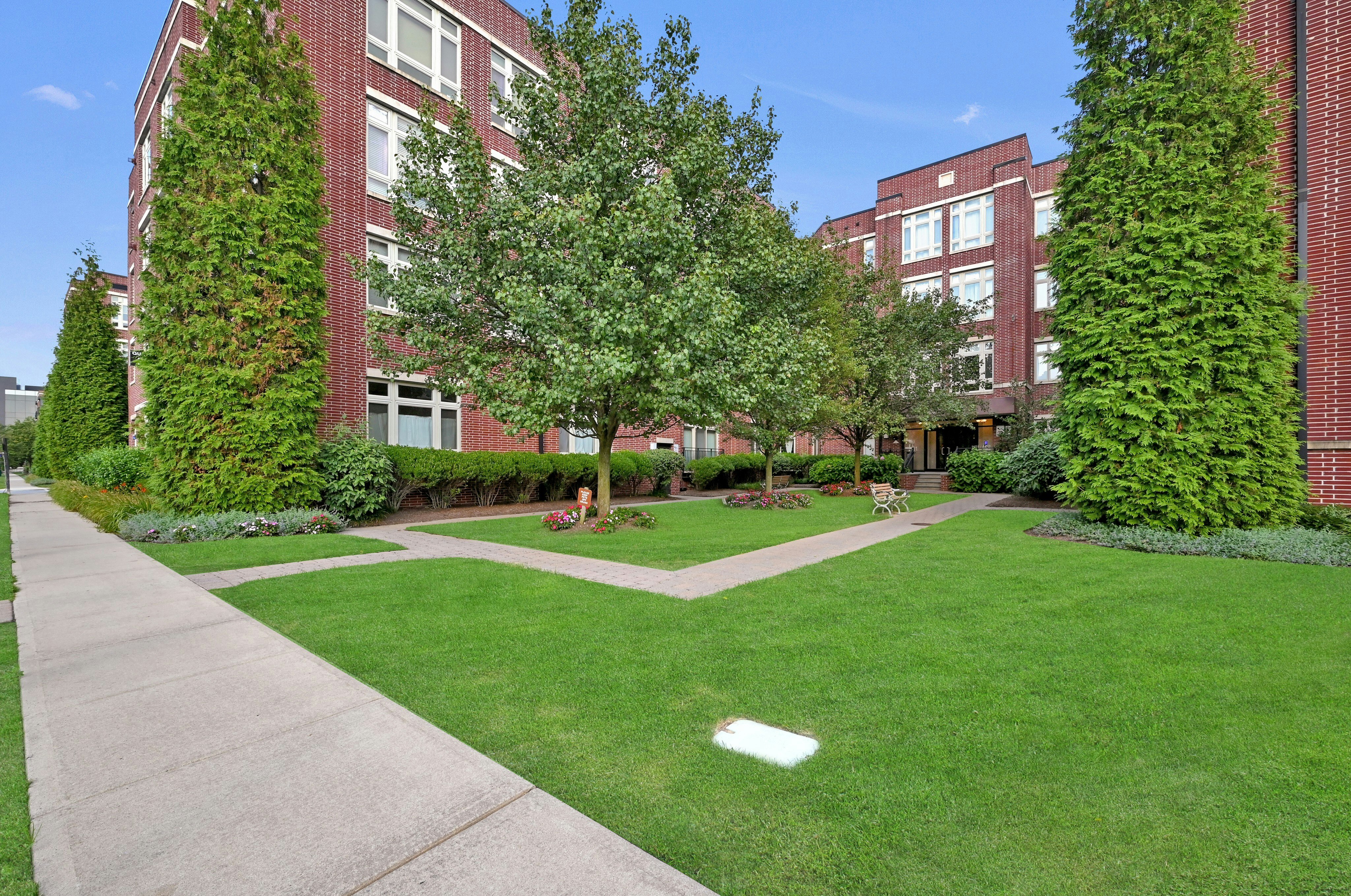 2212 Riverview Avenue 