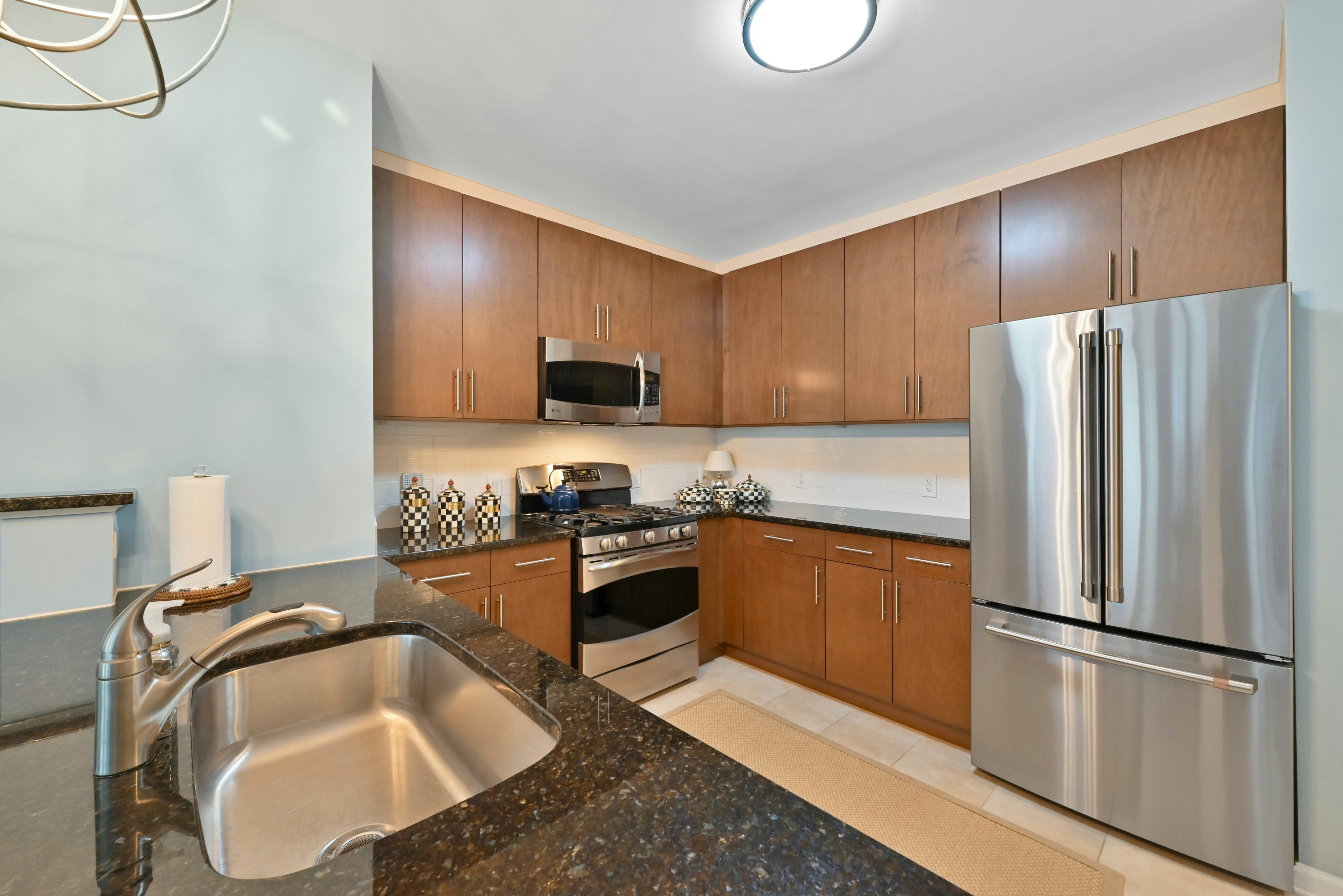 2212 Riverview Avenue 