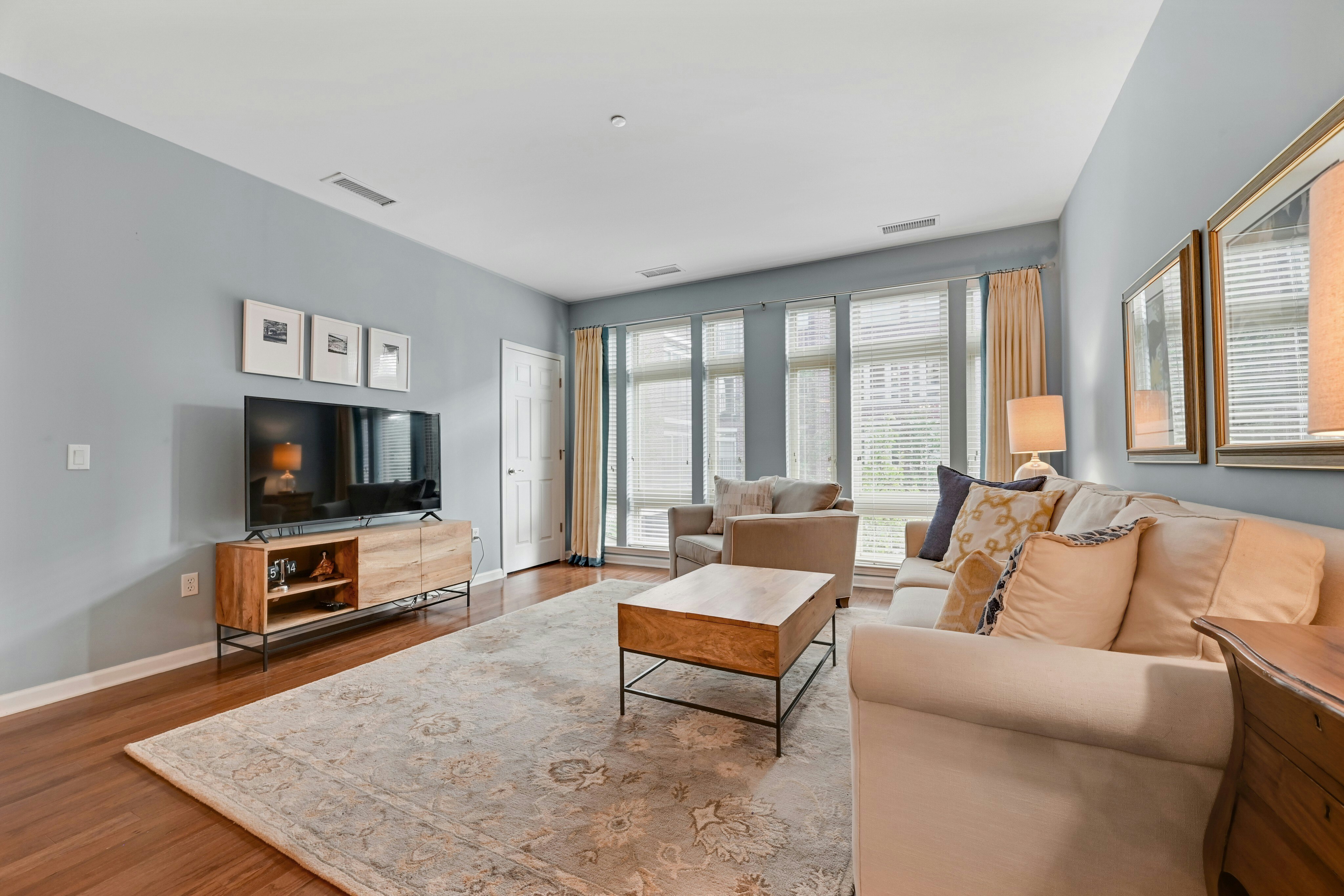 2212 Riverview Avenue 