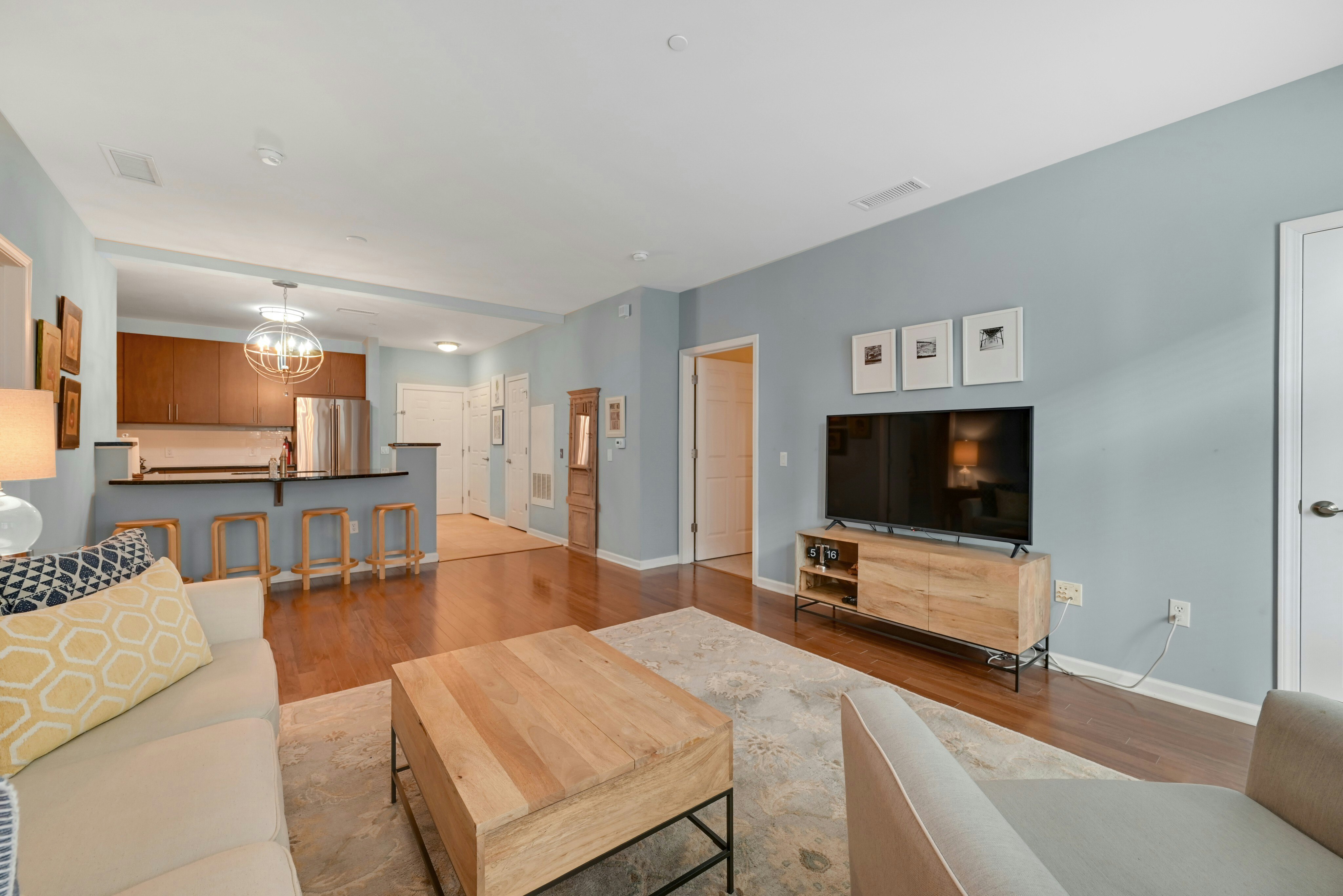 2212 Riverview Avenue 