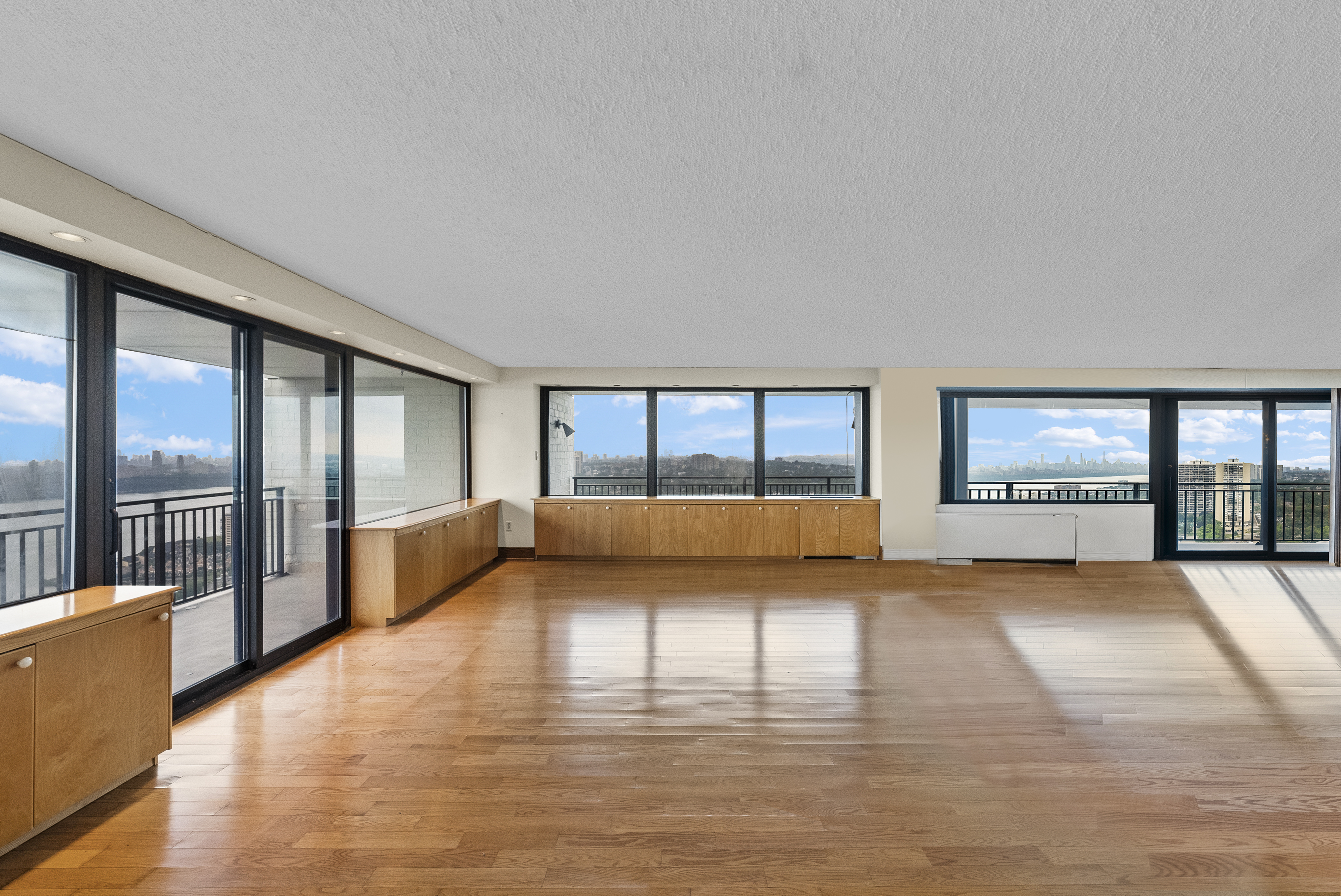 1500 Palisade Avenue 