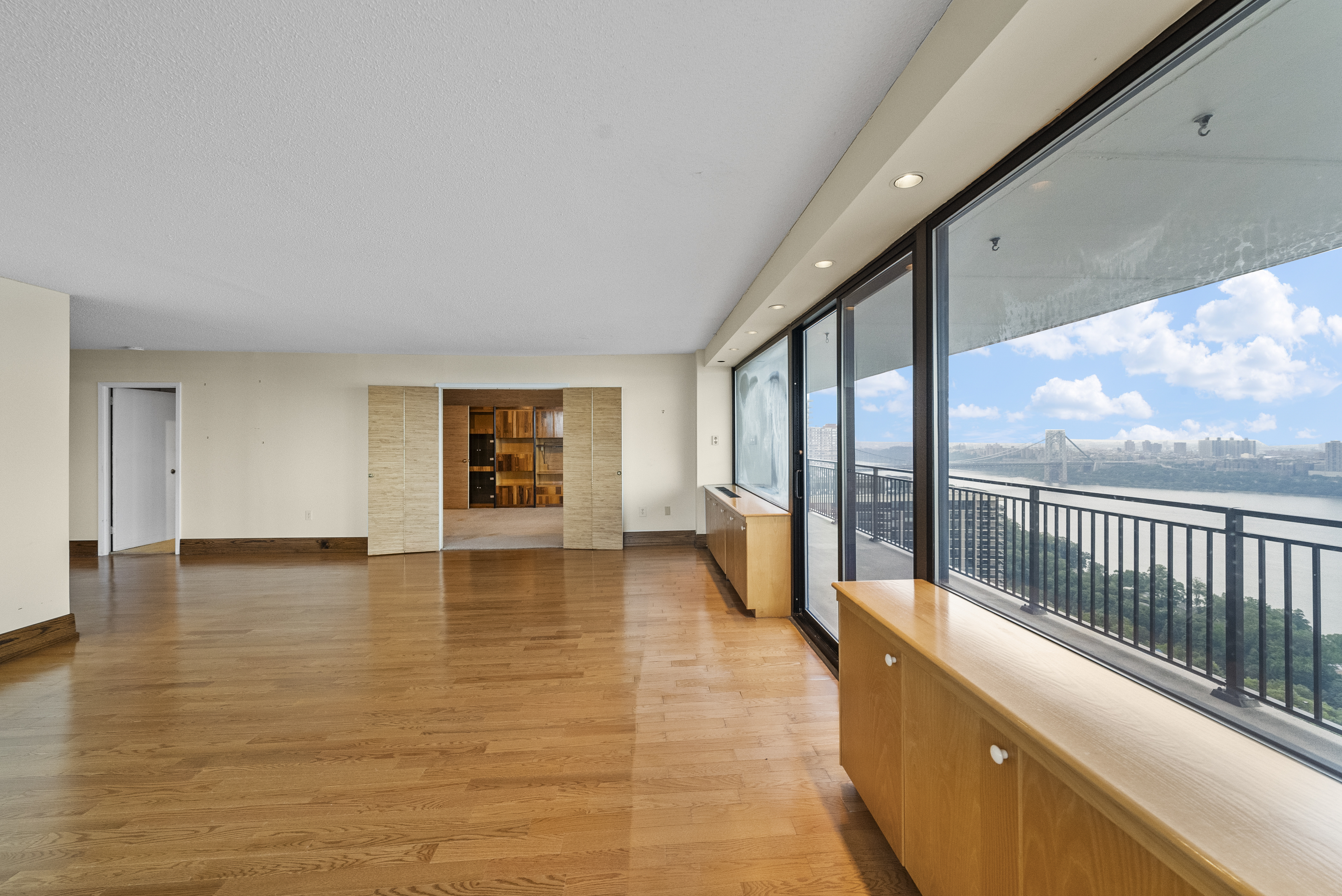 1500 Palisade Avenue 