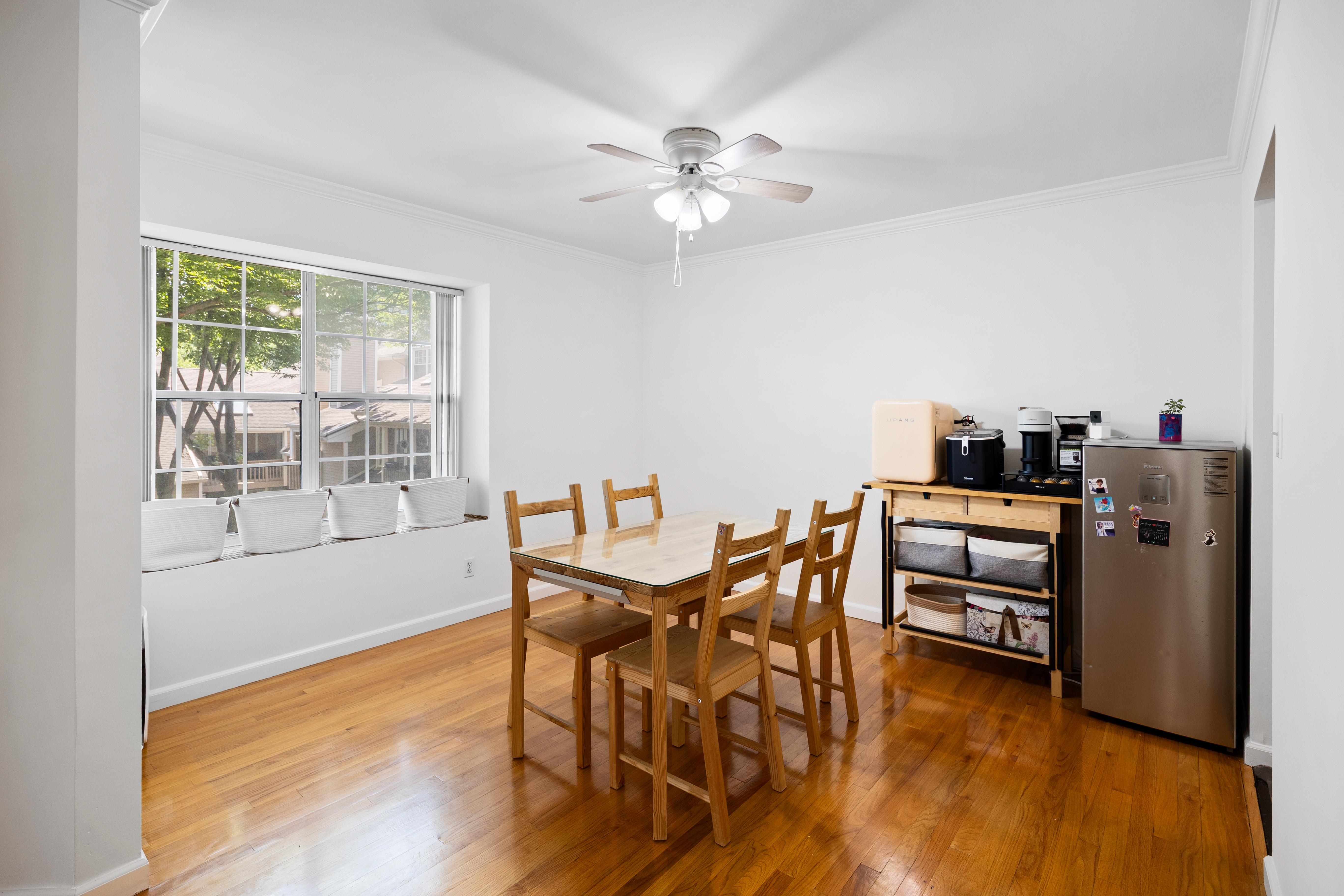 519 Windsor Drive Unit #204