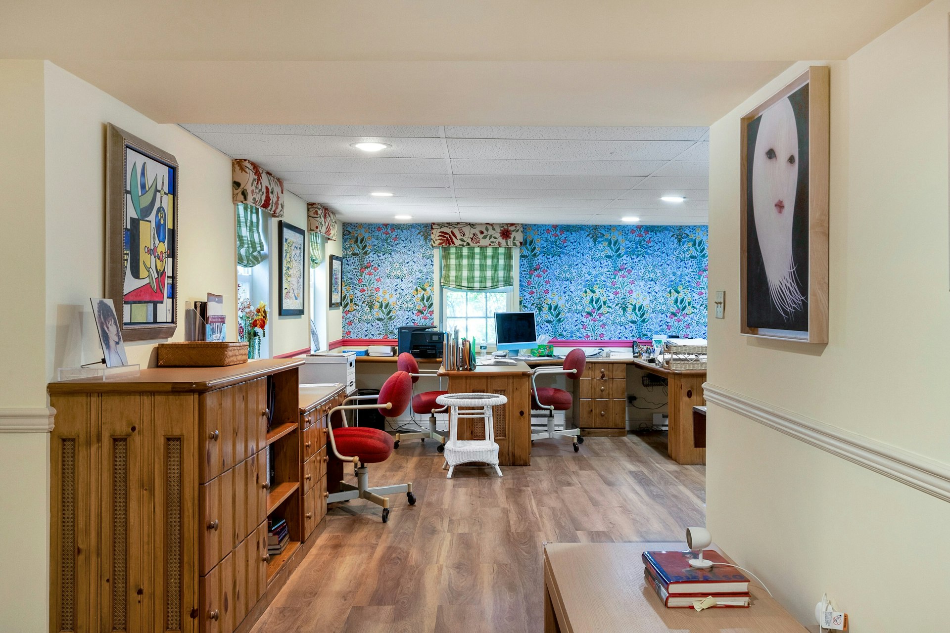 48 S Woodland Street