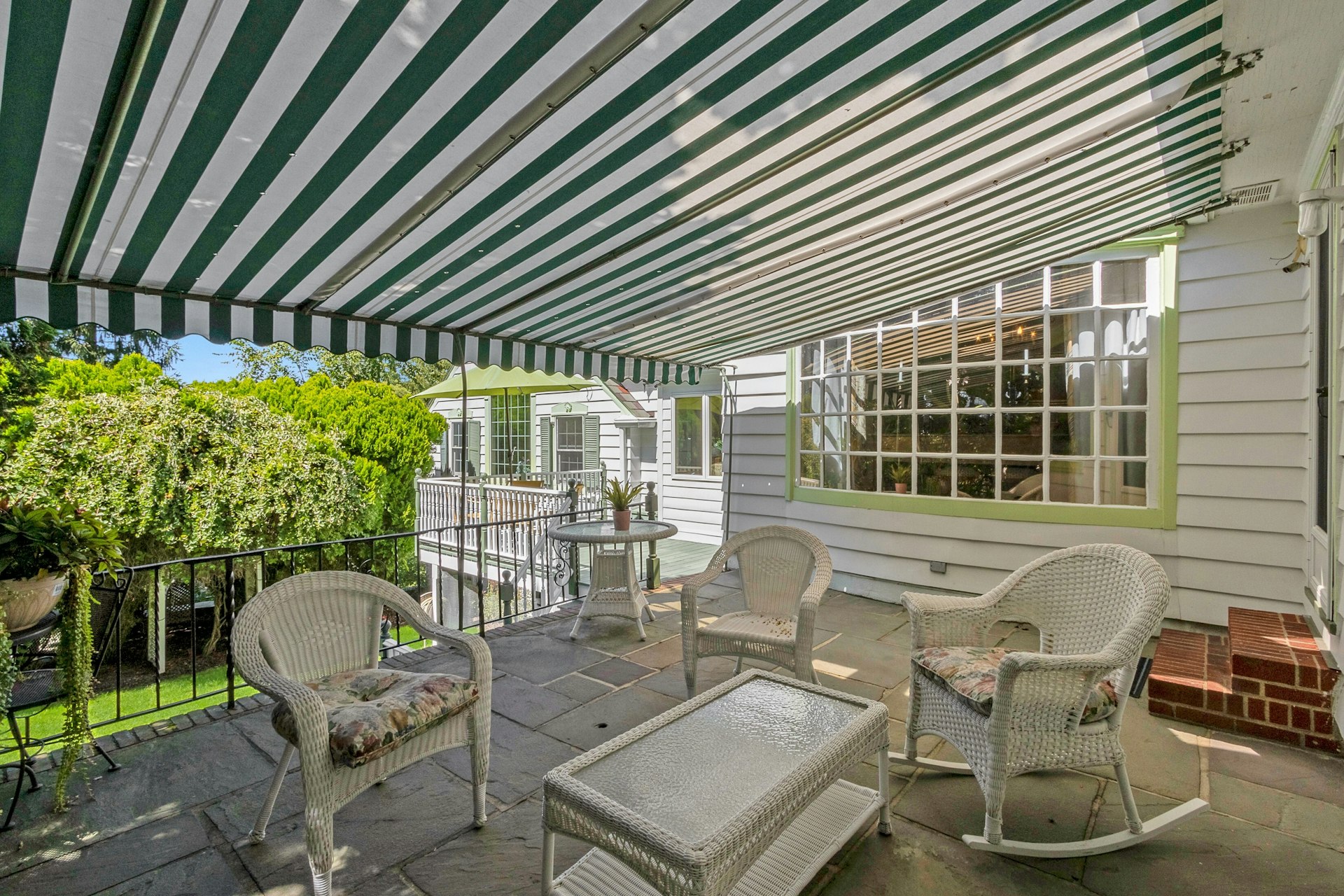 48 S Woodland Street