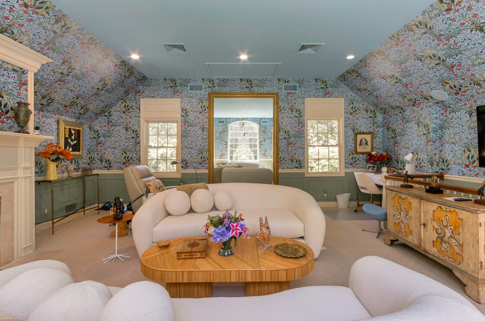 48 S Woodland Street