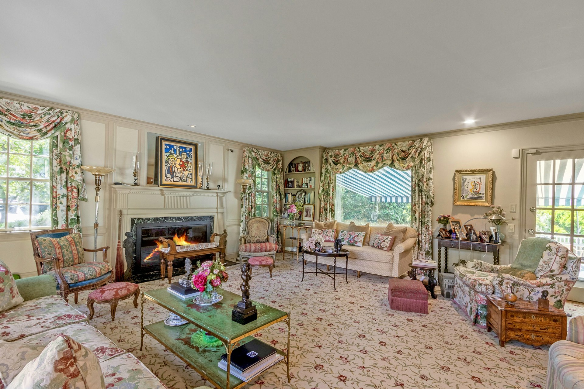 48 S Woodland Street