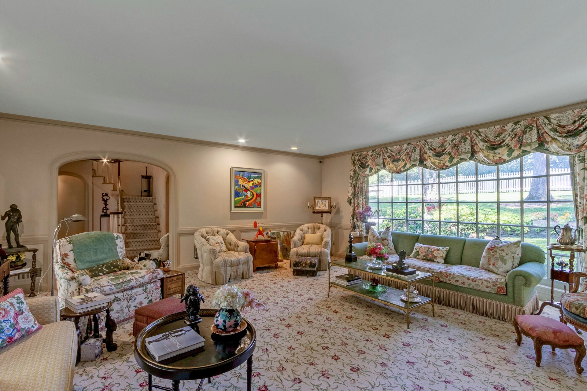 48 S Woodland Street