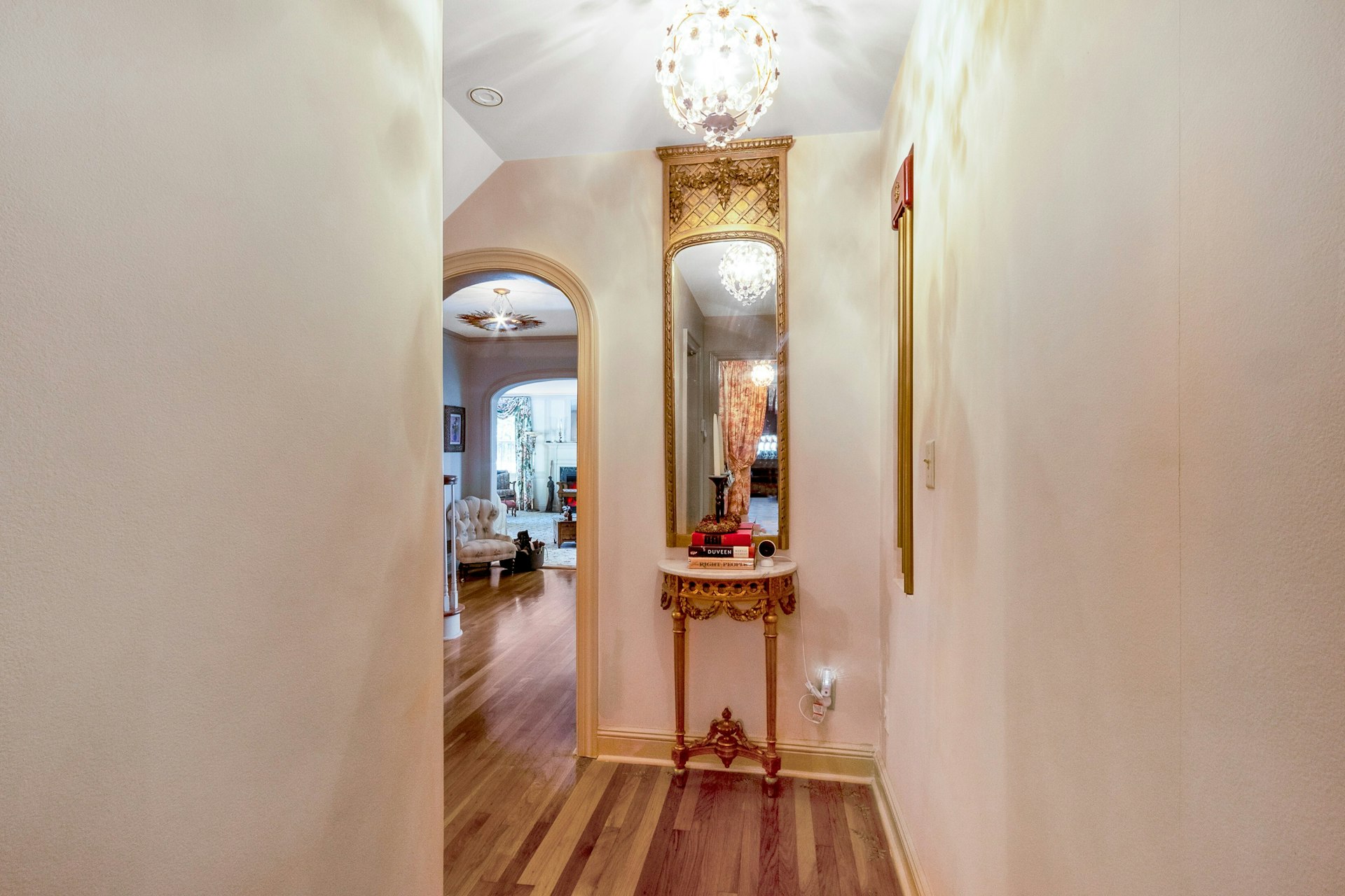 48 S Woodland Street