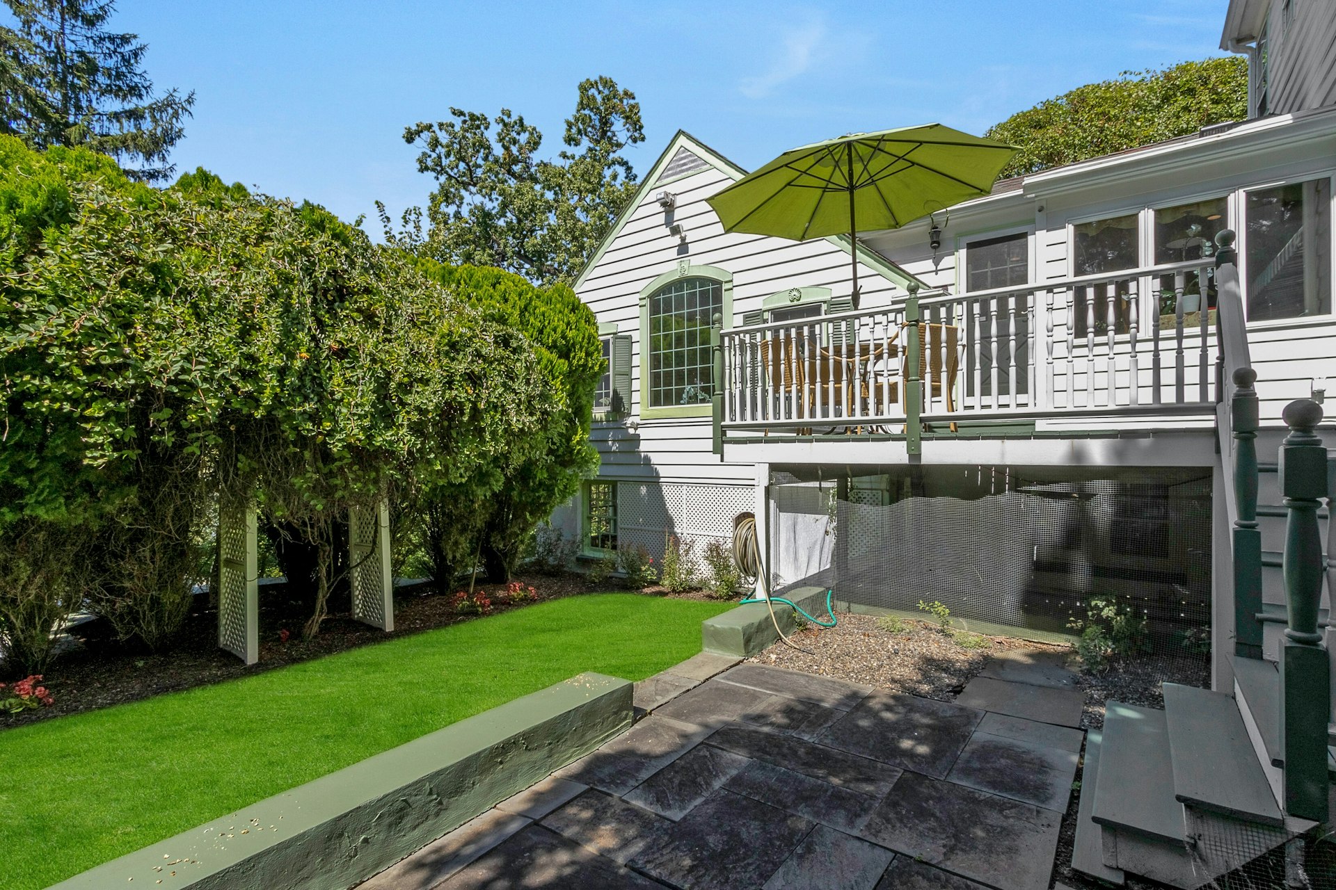 48 S Woodland Street