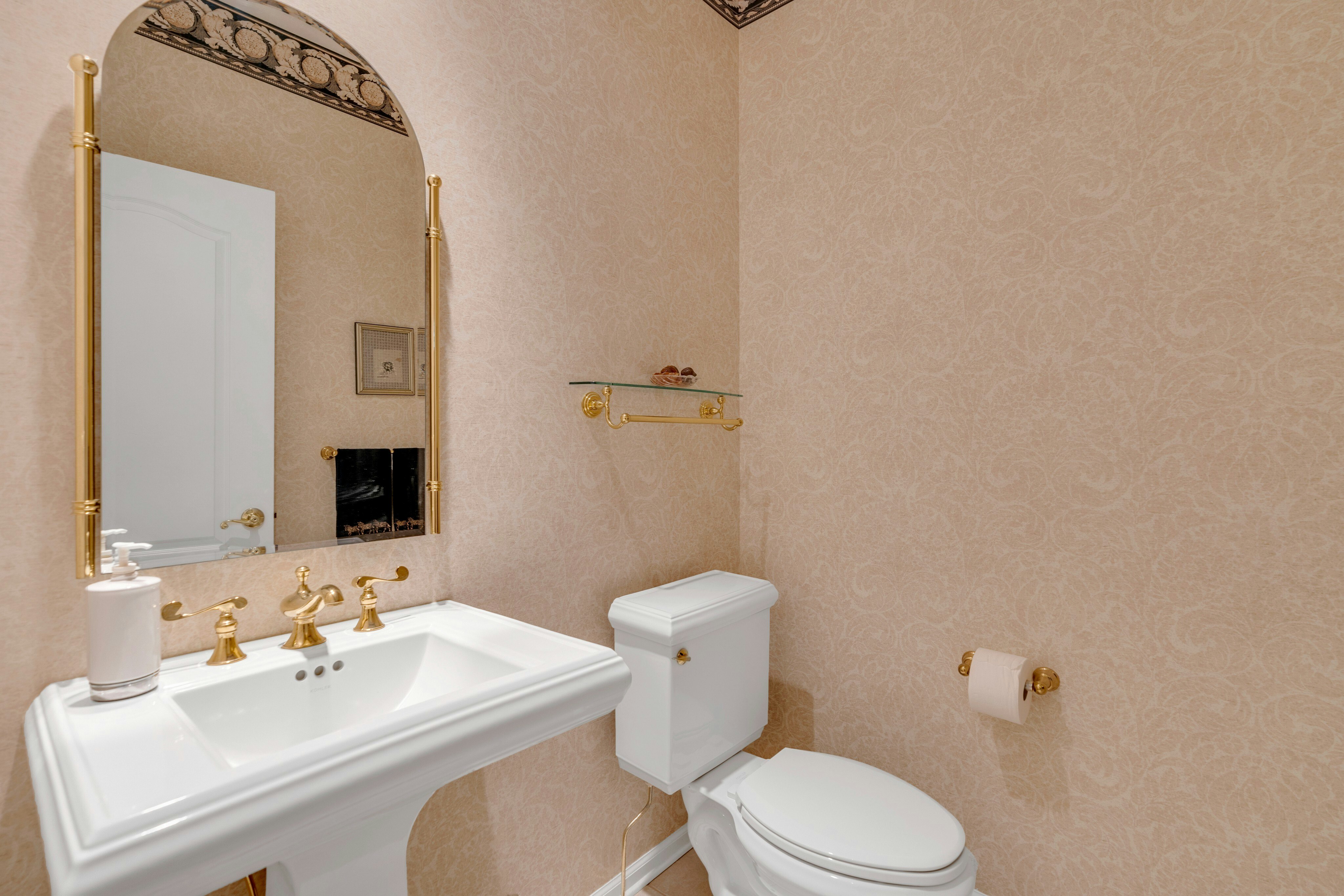 98 Winged Foot Drive 