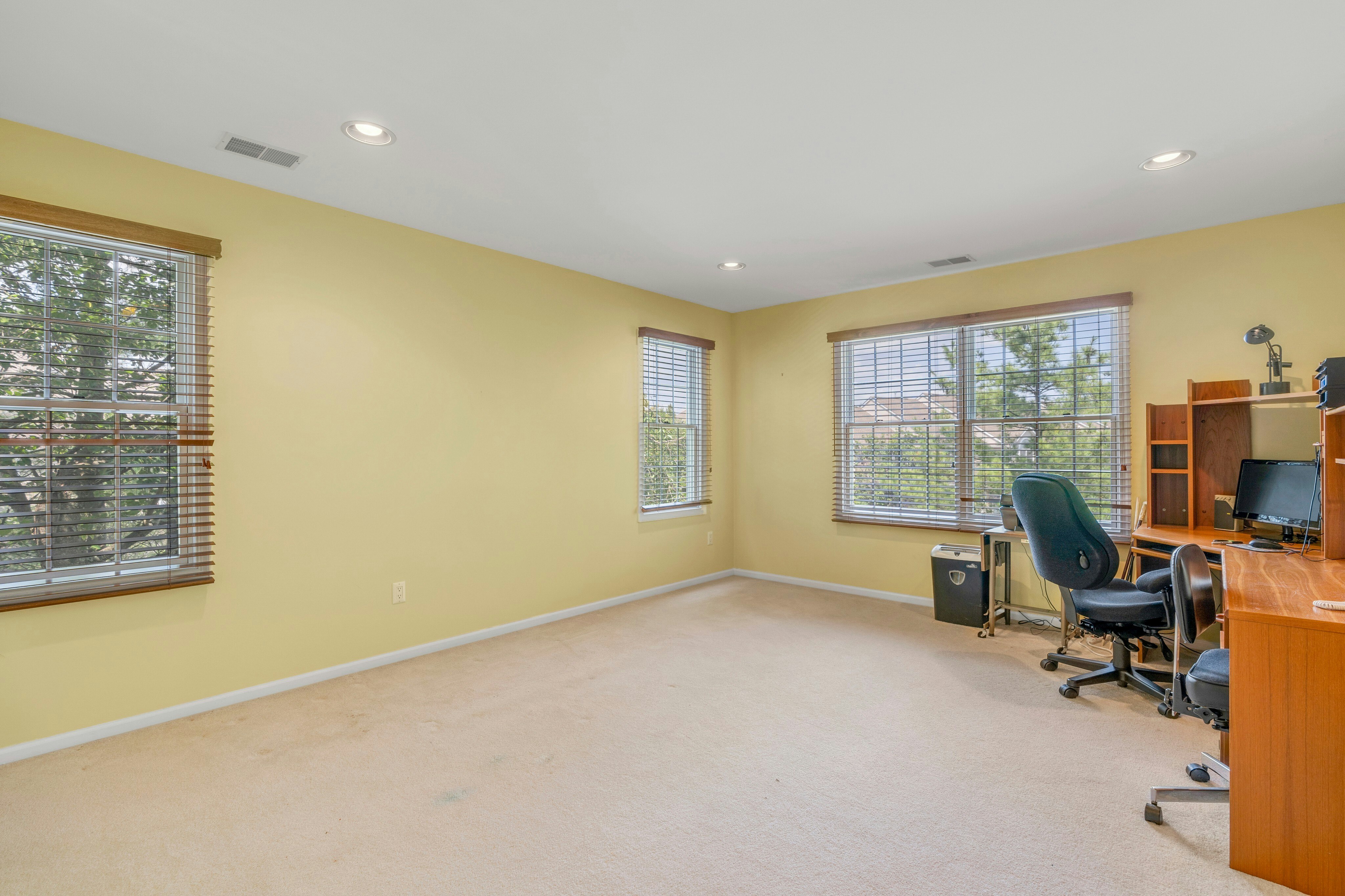 98 Winged Foot Drive 