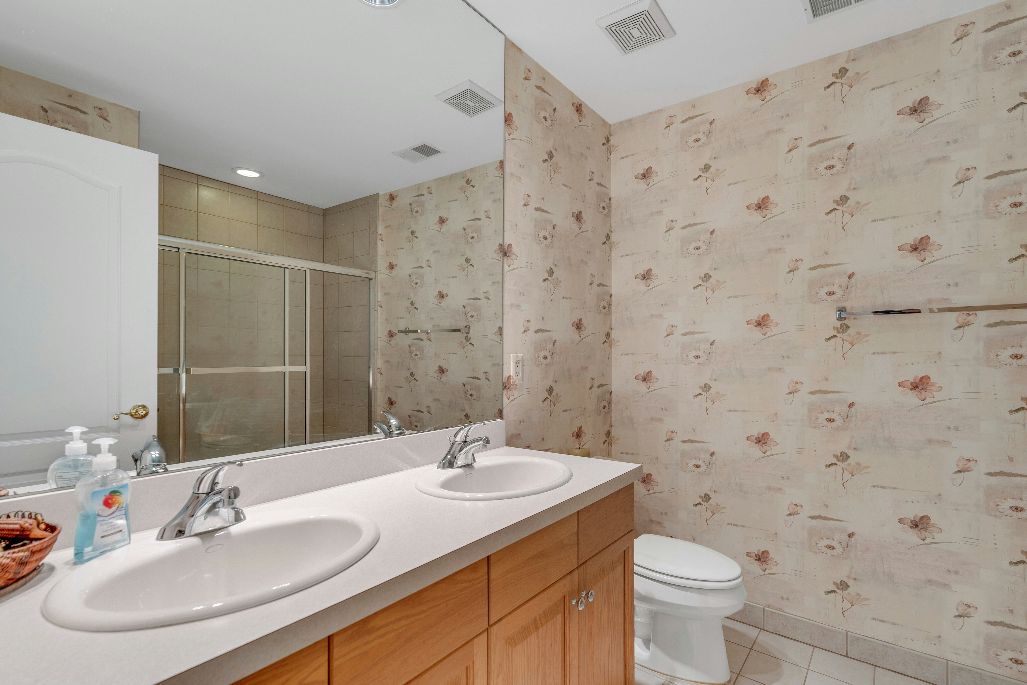 98 Winged Foot Drive 