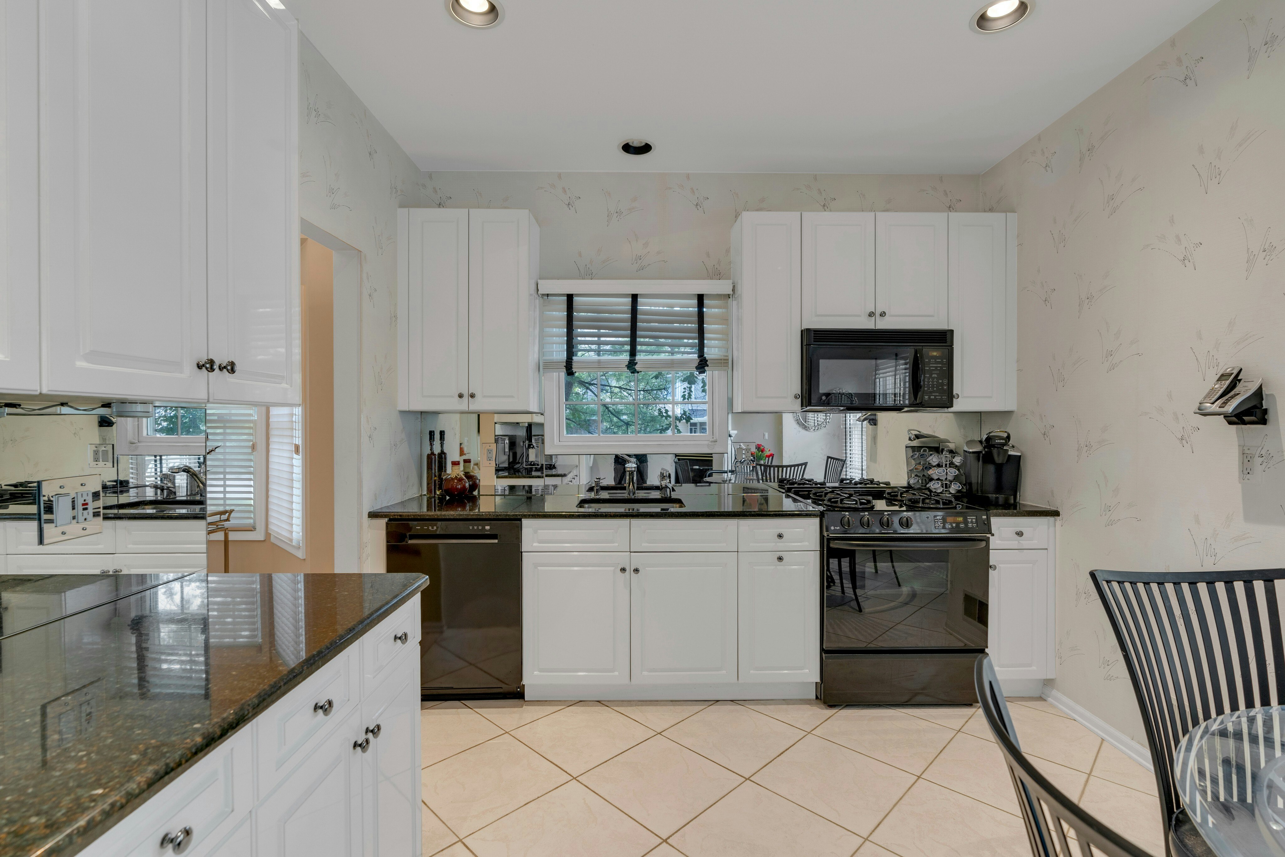 98 Winged Foot Drive 