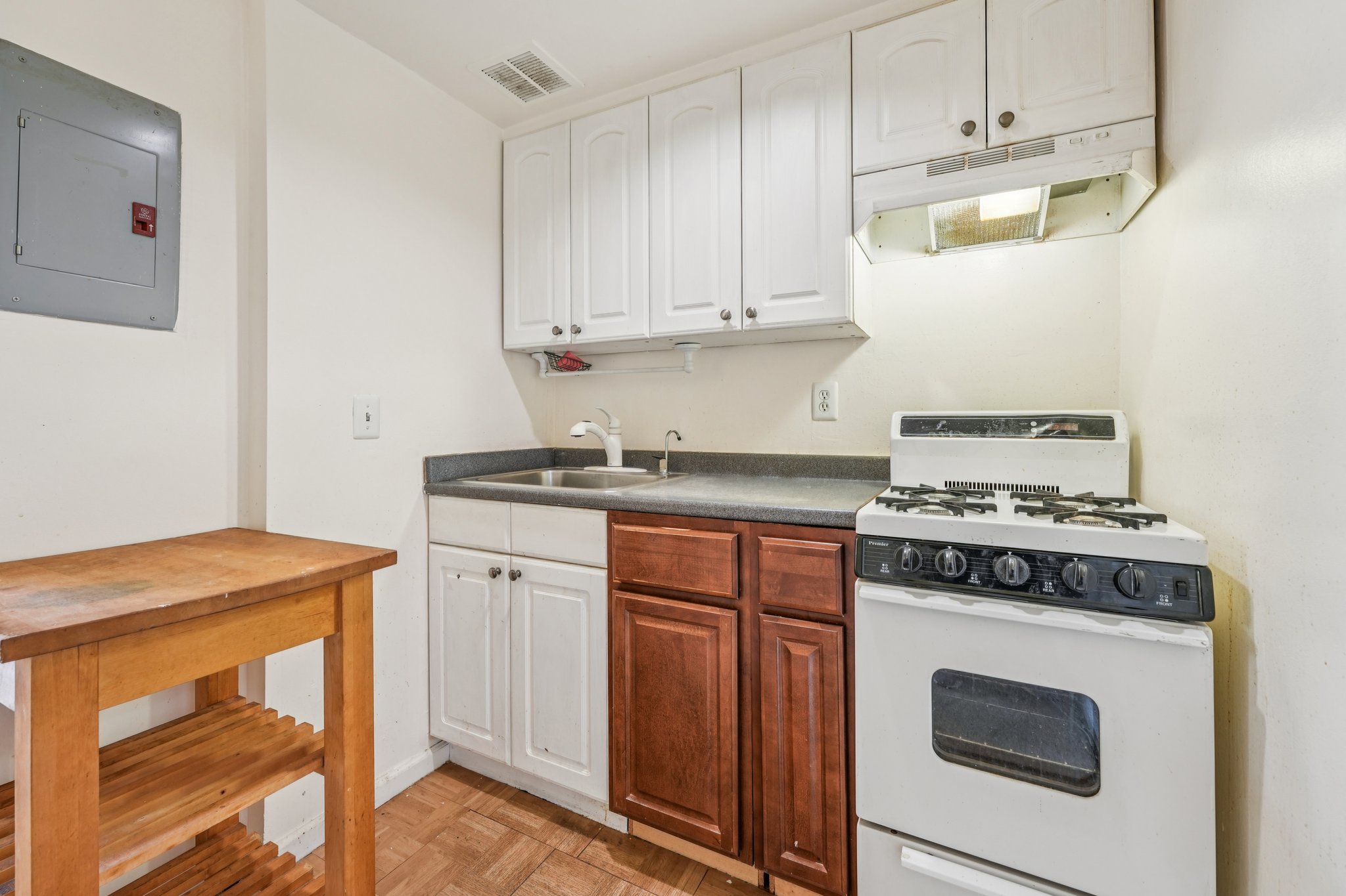 421 Park Place #5H 