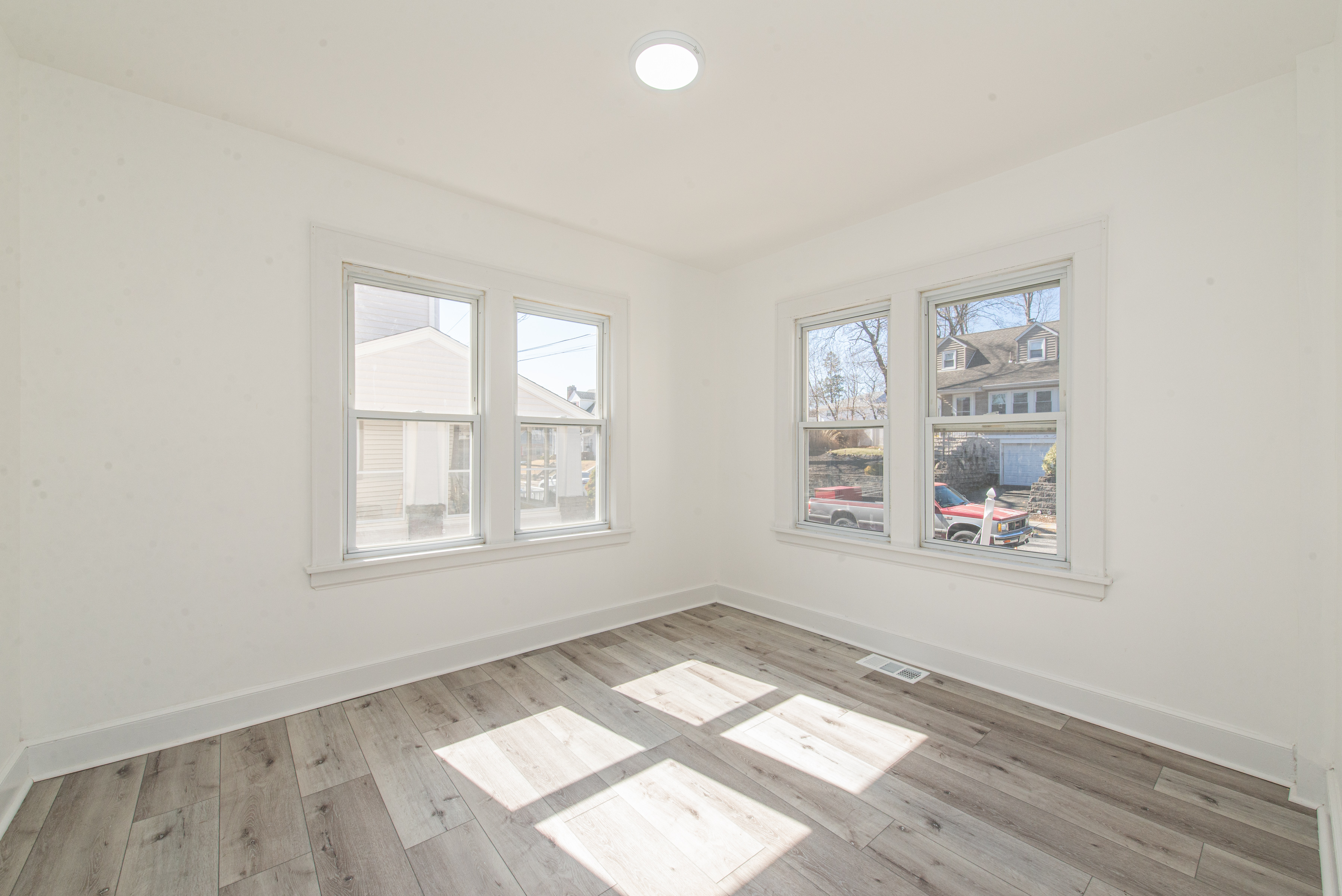 16 Coolidge Place 