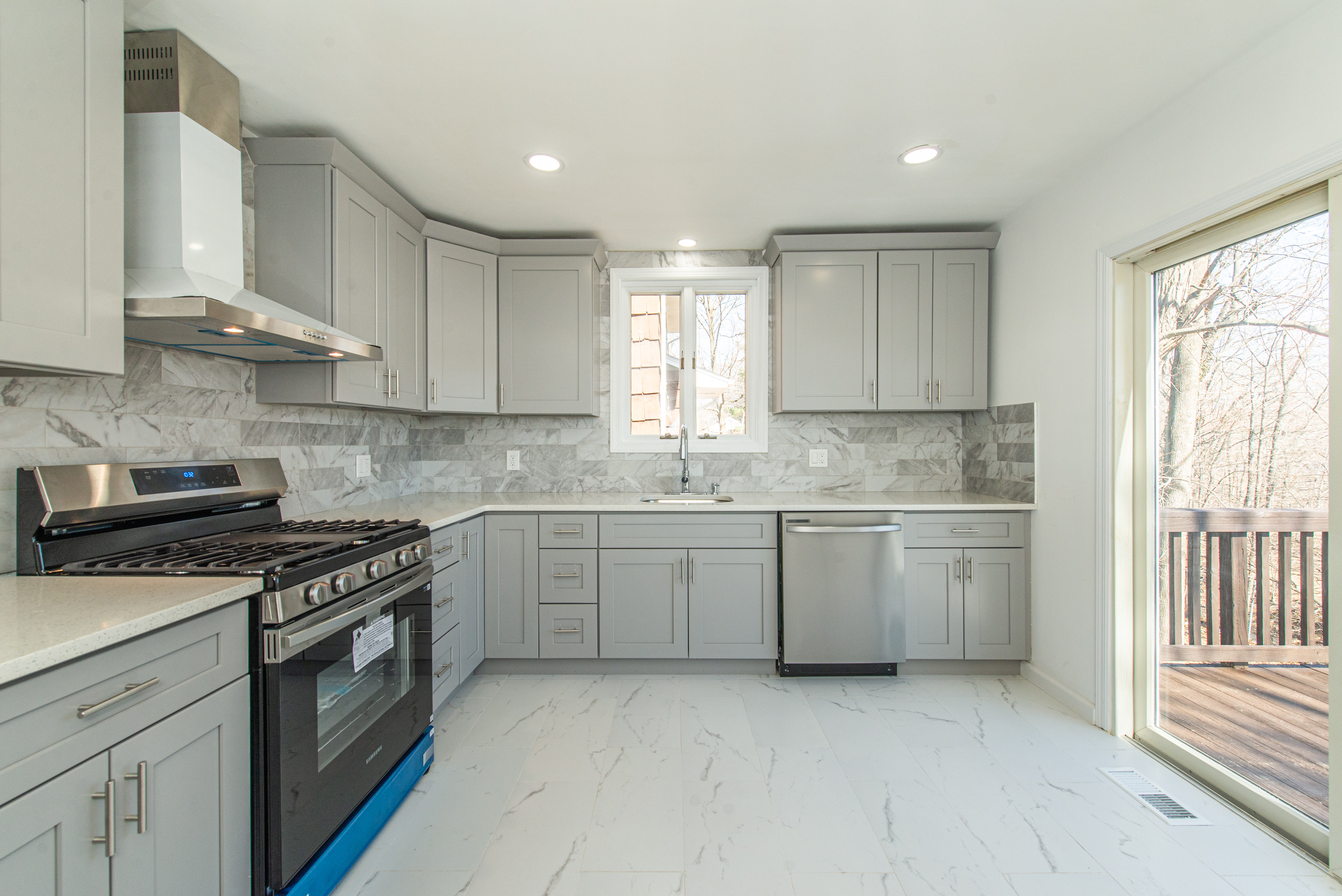 16 Coolidge Place 