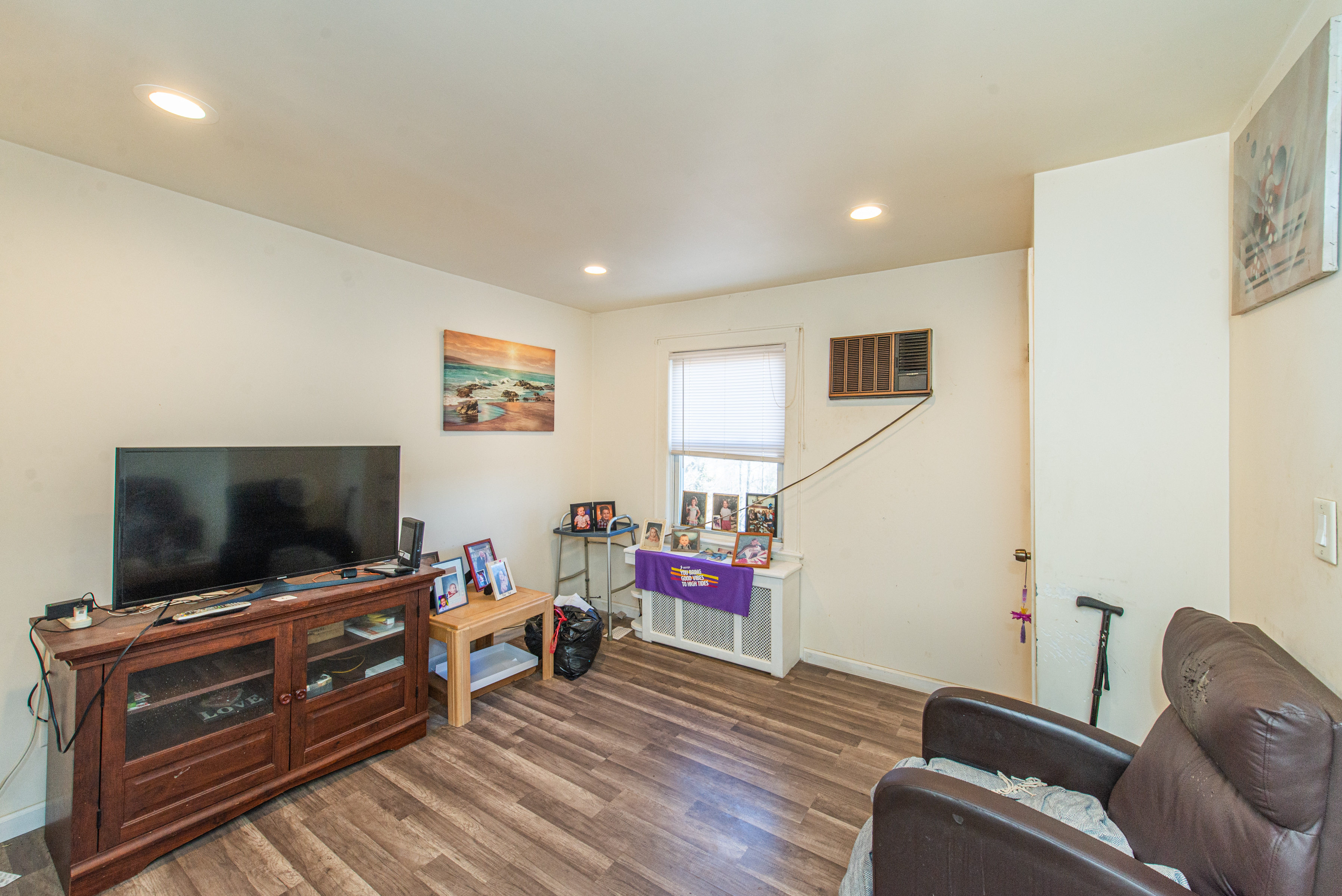 16 Coolidge Place 