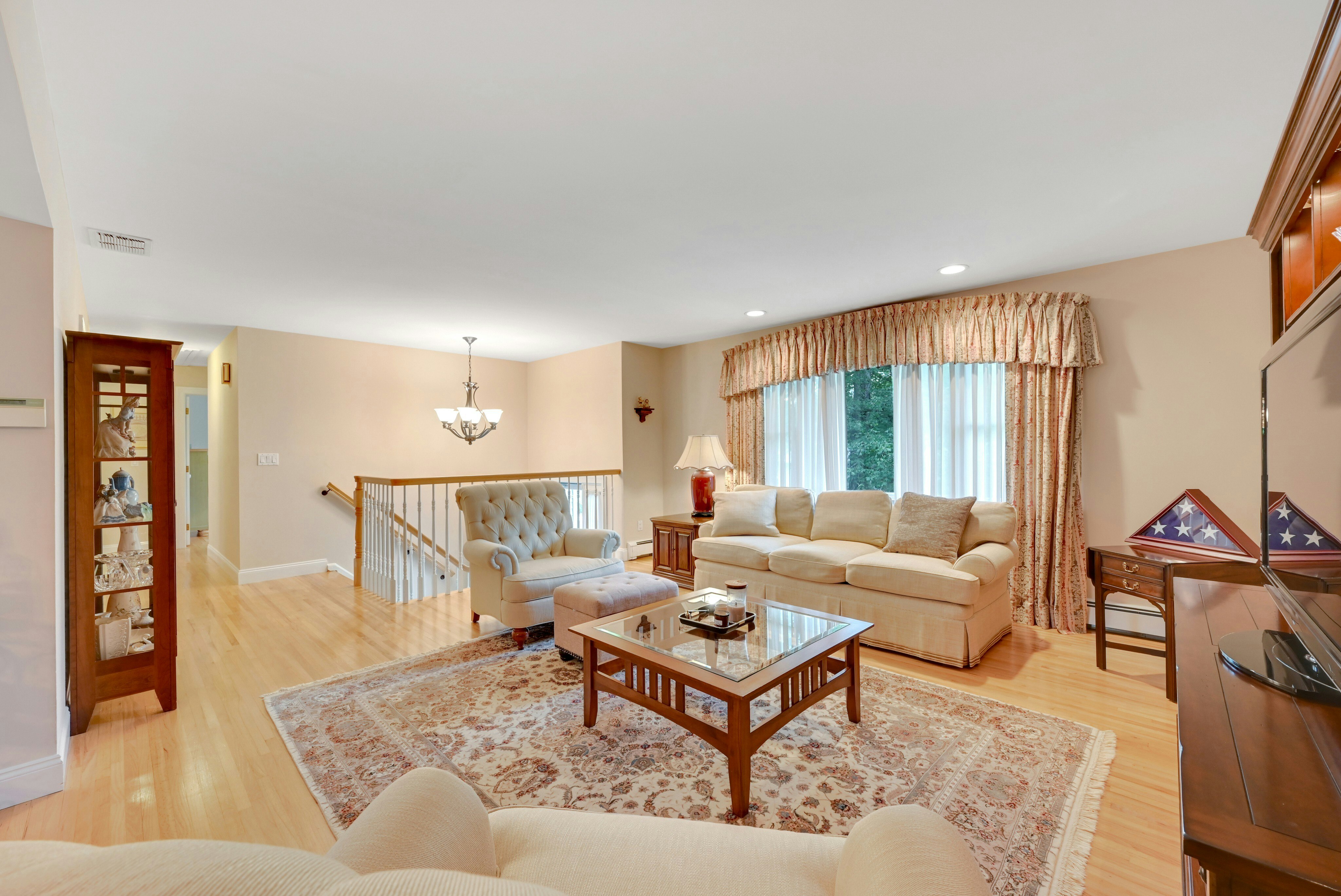 610 Hillsdale Avenue 