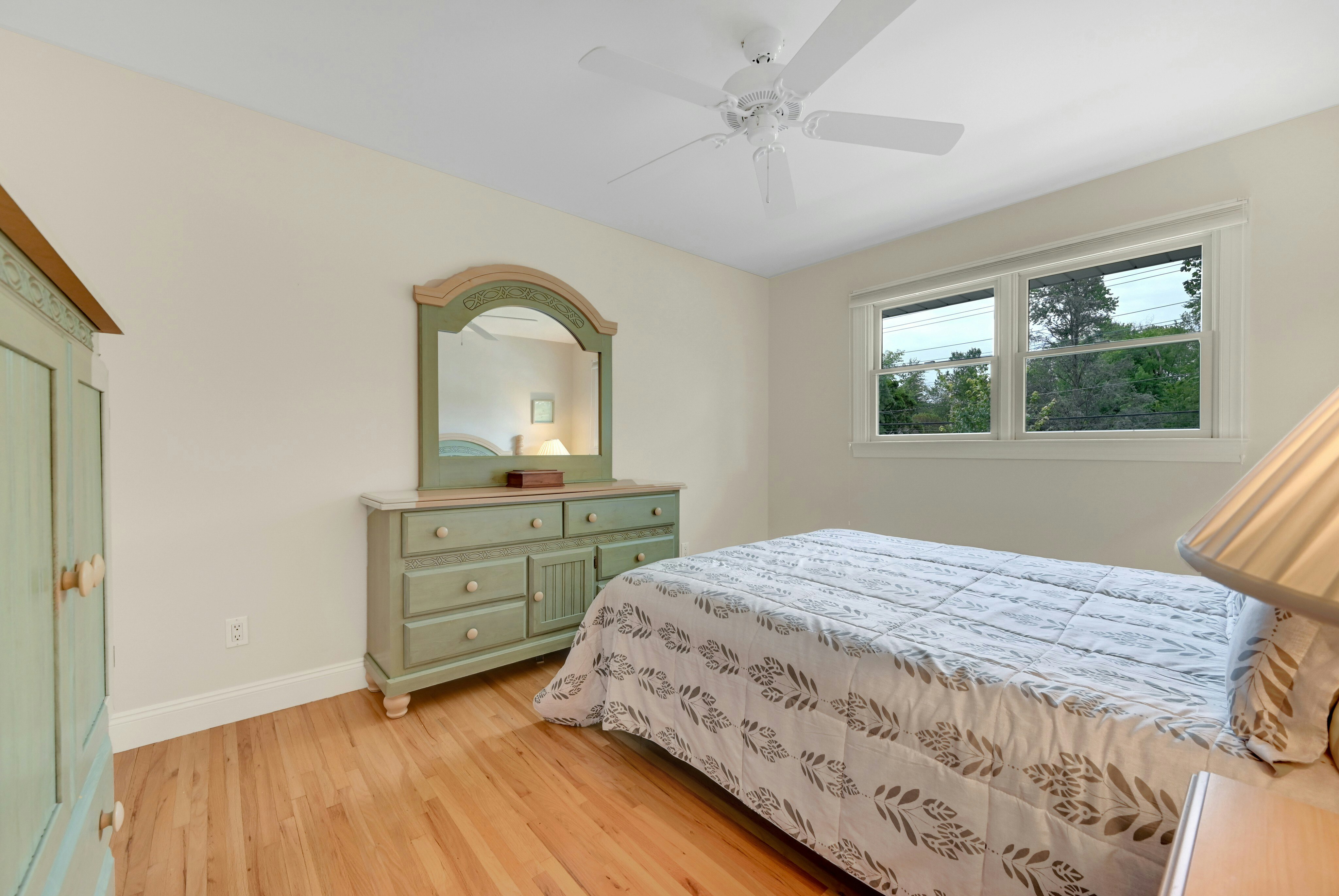 610 Hillsdale Avenue 