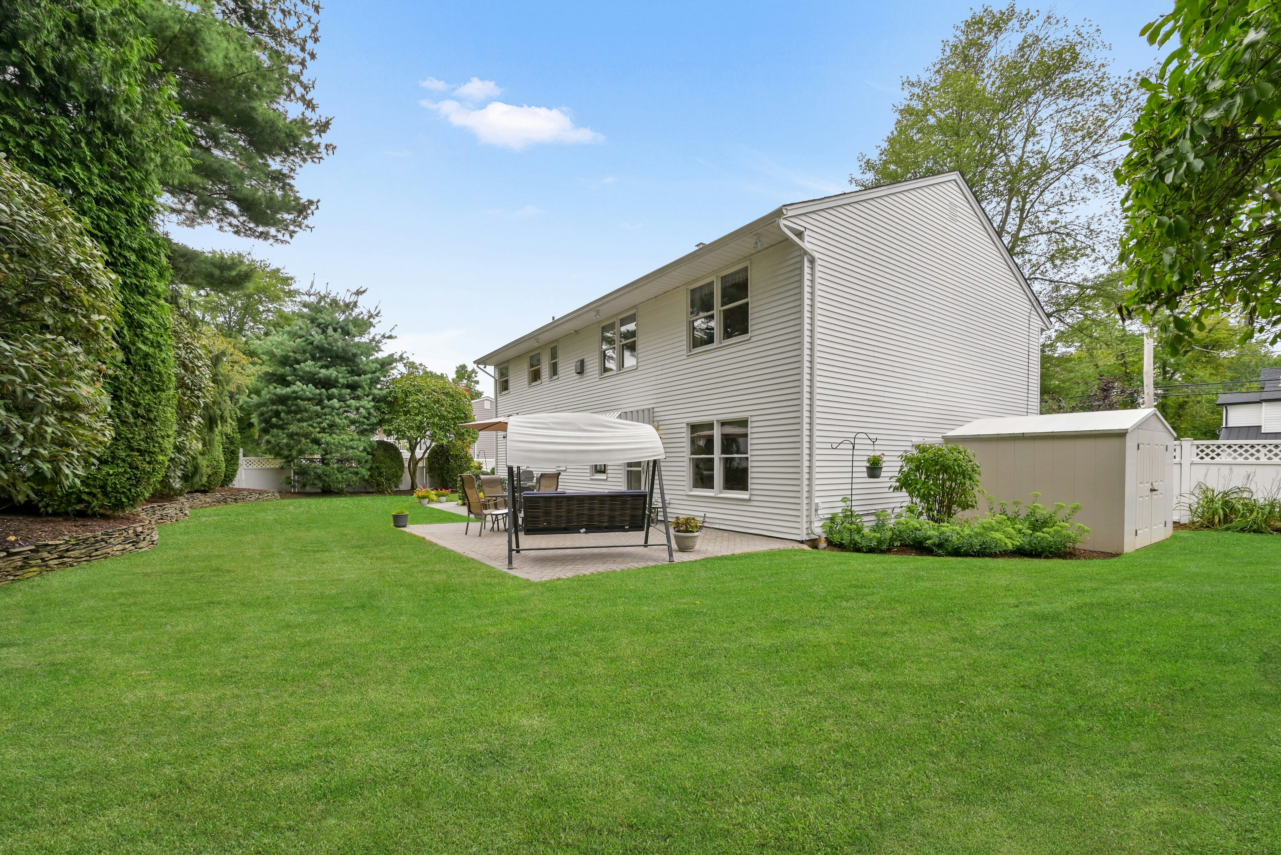 610 Hillsdale Avenue 