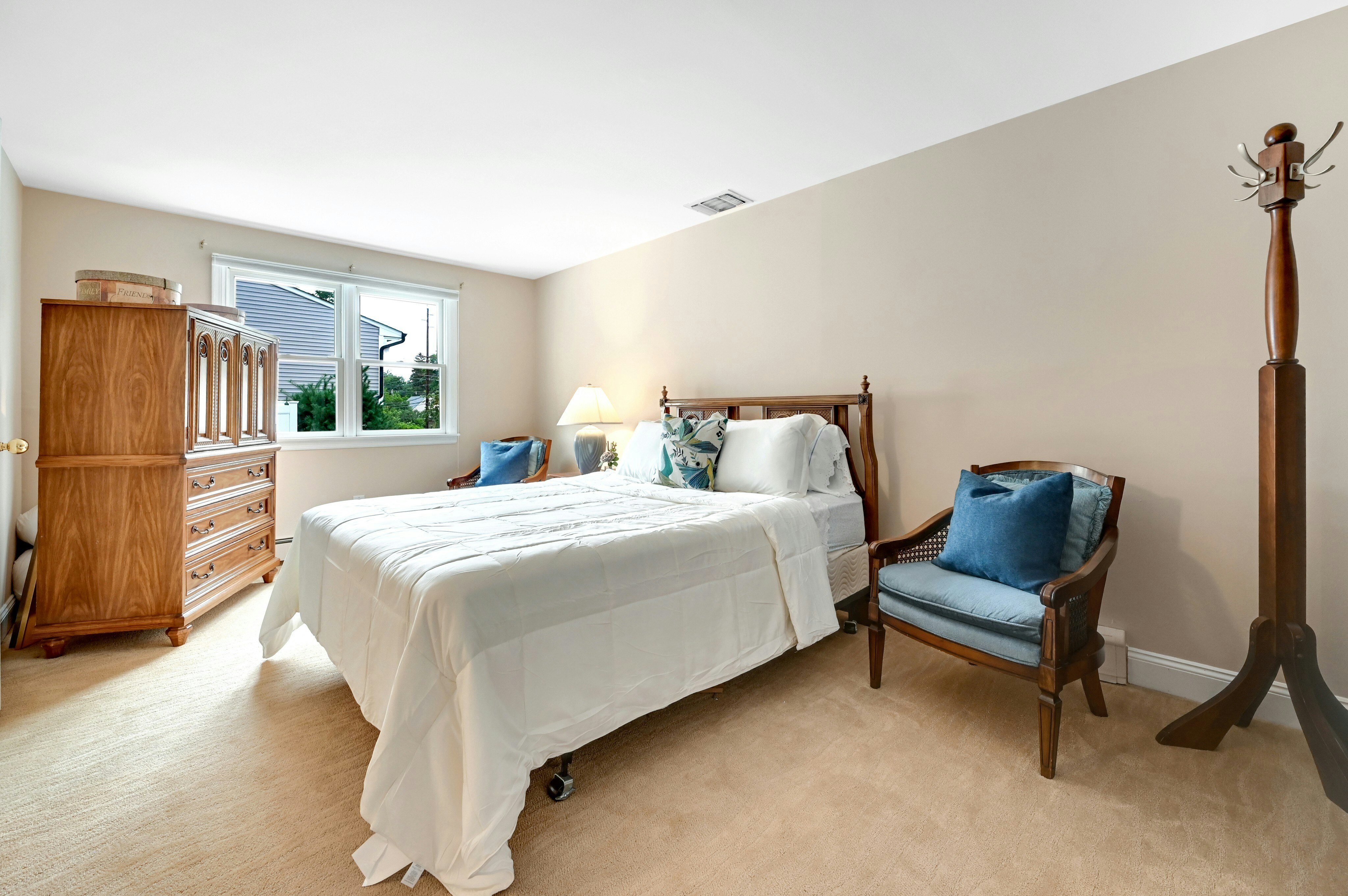 610 Hillsdale Avenue 