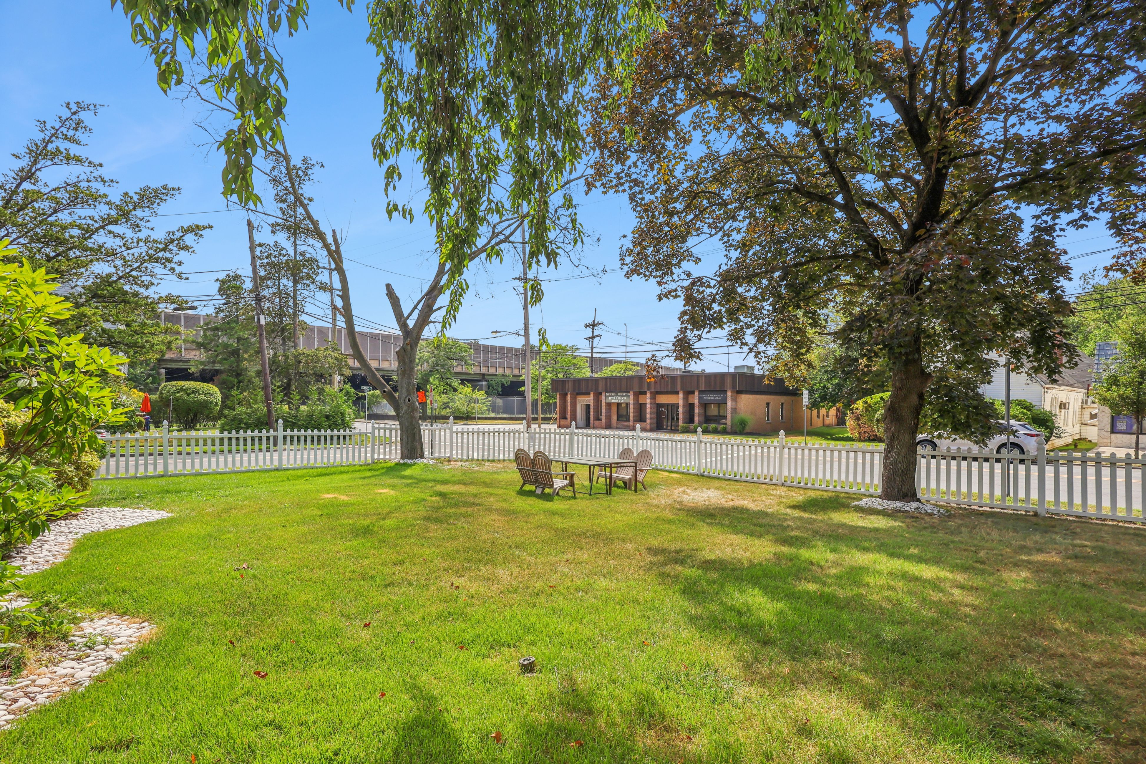 67 Knapp Place 