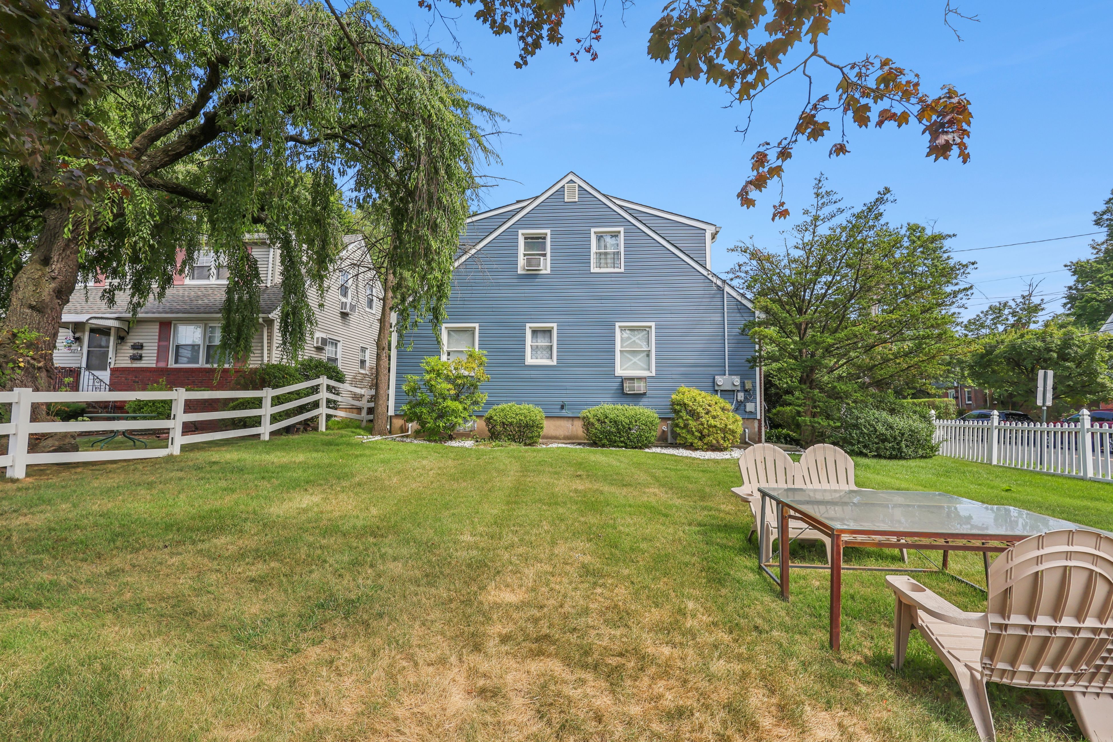 67 Knapp Place 