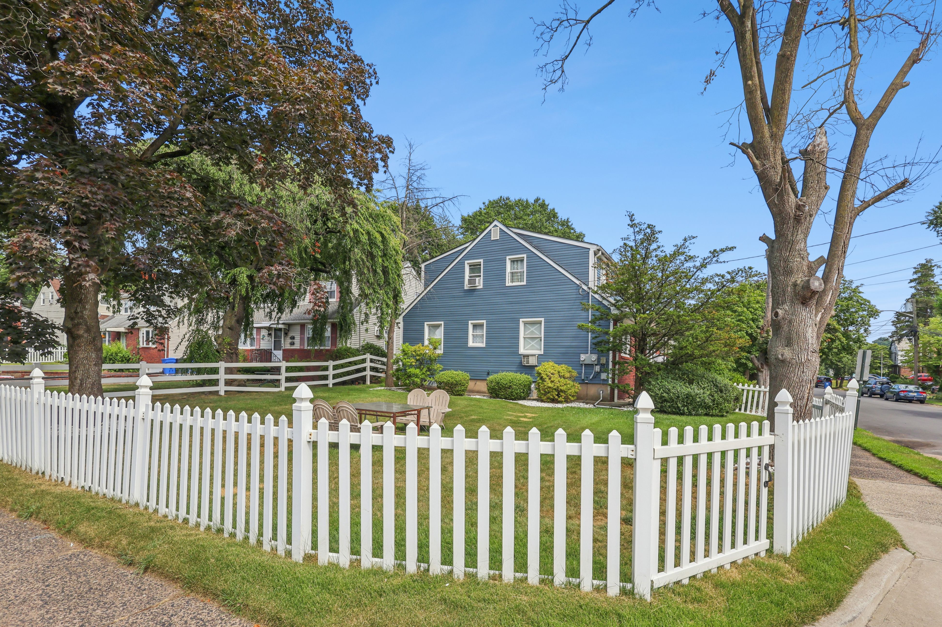 67 Knapp Place 
