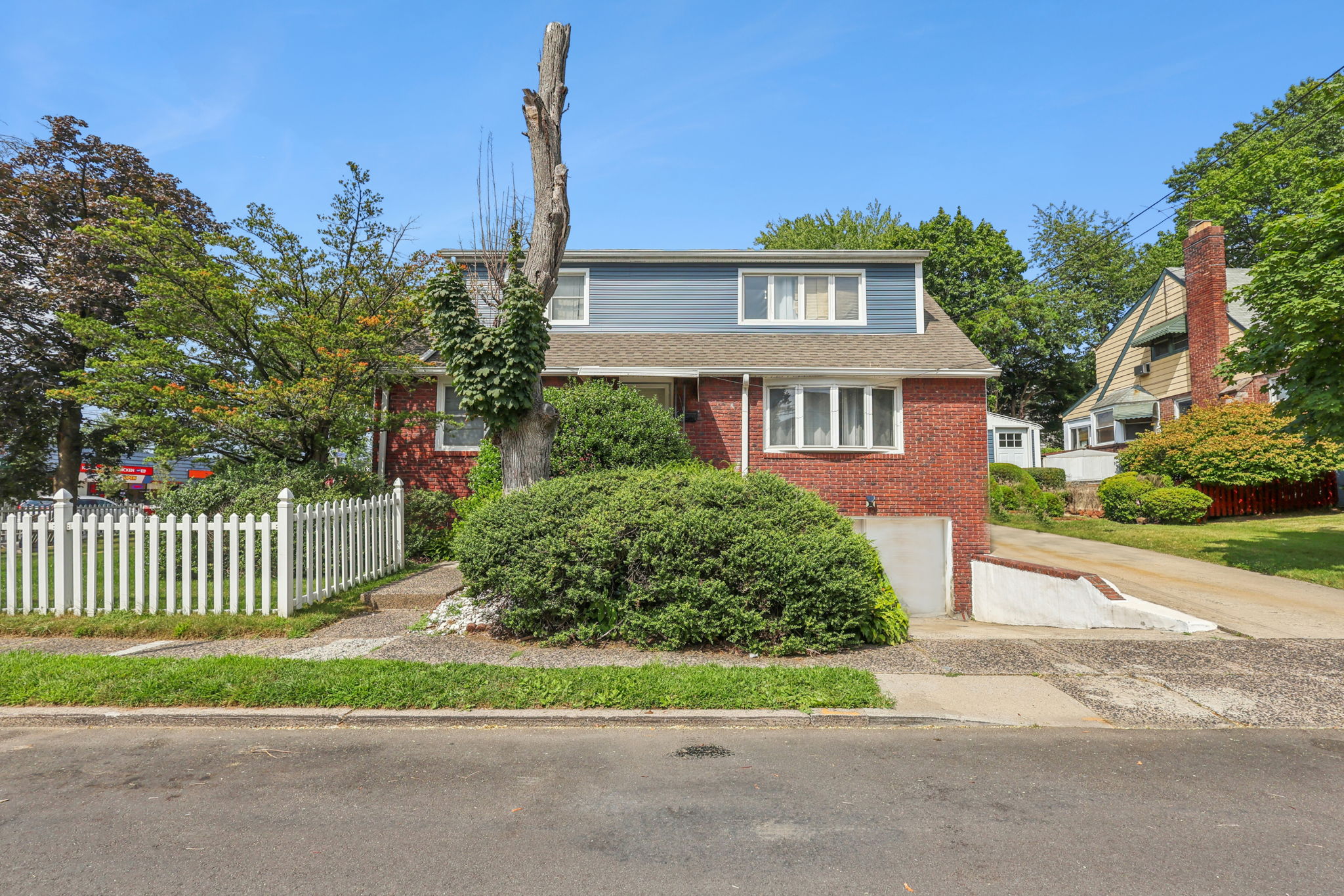 67 Knapp Place 