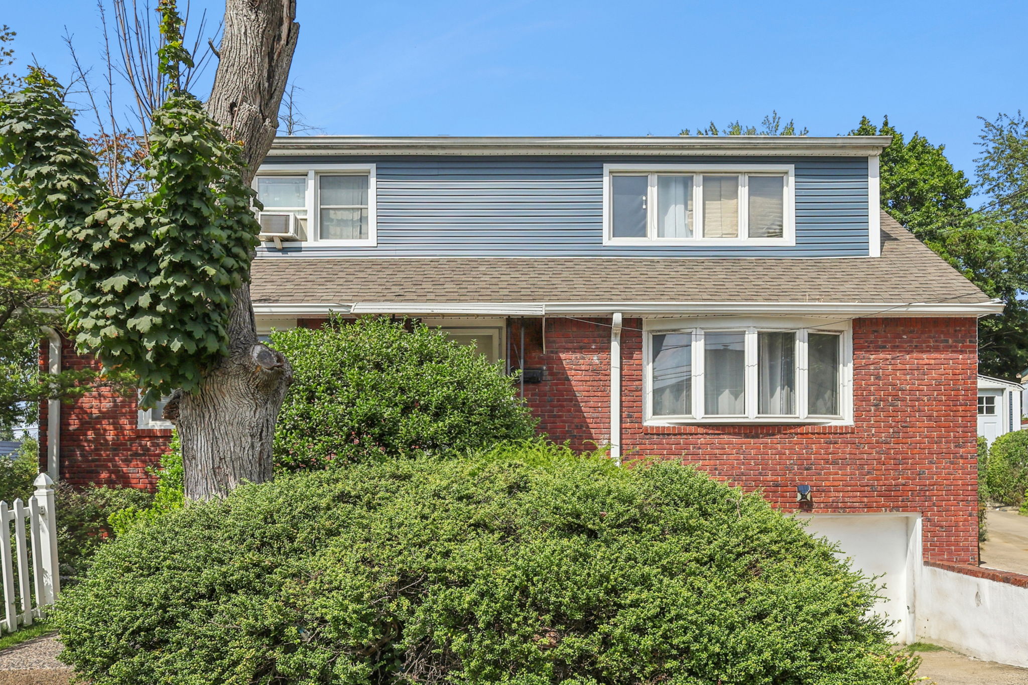 67 Knapp Place 