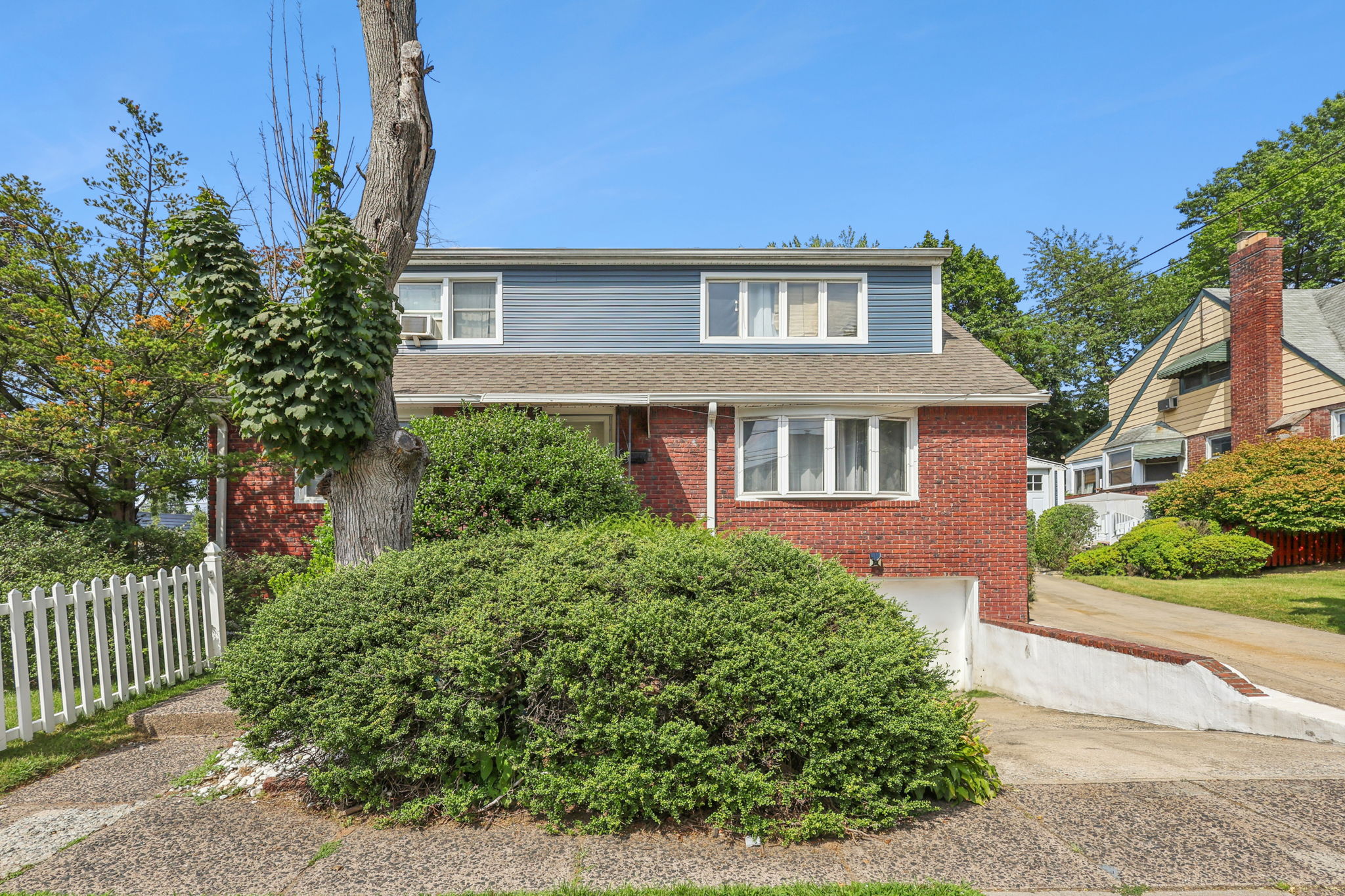 67 Knapp Place 